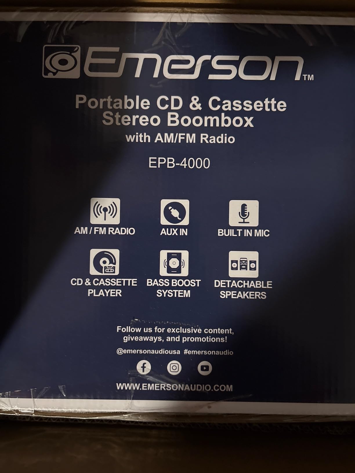 Emerson Portable CD Player Boombox with Cassette Player, Tape Recorder, AM/FM Radio, MP3 AUX Input, Detachable Speakers, AC/DC & Battery Operated – Stereo System for Home, Travel, Indoor & Outdoor Use Customer Review Emerson Portable CD Player Boombox with Cassette Player, Tape Recorder, AM/FM Radio, MP3 AUX Input, Detachable Speakers, AC/DC & Battery Operated – Stereo System for Home, Travel, Indoor & Outdoor Use - Customer Photo 1