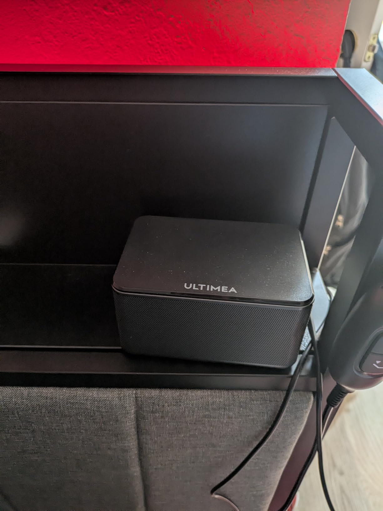 ULTIMEA 5.1 Virtual Surround Sound Bar, 320W Home Theater Surround System with Adjustable Speakers & Subwoofer, TV Speaker Soundbar, Sound Bar for Smart TV, Bluetooth 5.3, Easy Setup, Poseidon D50 Customer Review ULTIMEA 5.1 Virtual Surround Sound Bar, 320W Home Theater Surround System with Adjustable Speakers & Subwoofer, TV Speaker Soundbar, Sound Bar for Smart TV, Bluetooth 5.3, Easy Setup, Poseidon D50 - Customer Photo 2