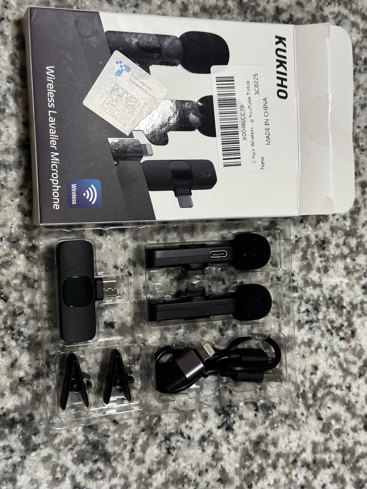 2 Pack Wireless Lavalier Microphone for iPhone iPad and Android Phone, Lapel Mic Plug and Play Wireless Mic Noise Reduction Mini Microphone for Video Recording Interview Podcast Vlog YouTube Tiktok Customer Review 2 Pack Wireless Lavalier Microphone for iPhone iPad and Android Phone, Lapel Mic Plug and Play Wireless Mic Noise Reduction Mini Microphone for Video Recording Interview Podcast Vlog YouTube Tiktok - Customer Photo 1