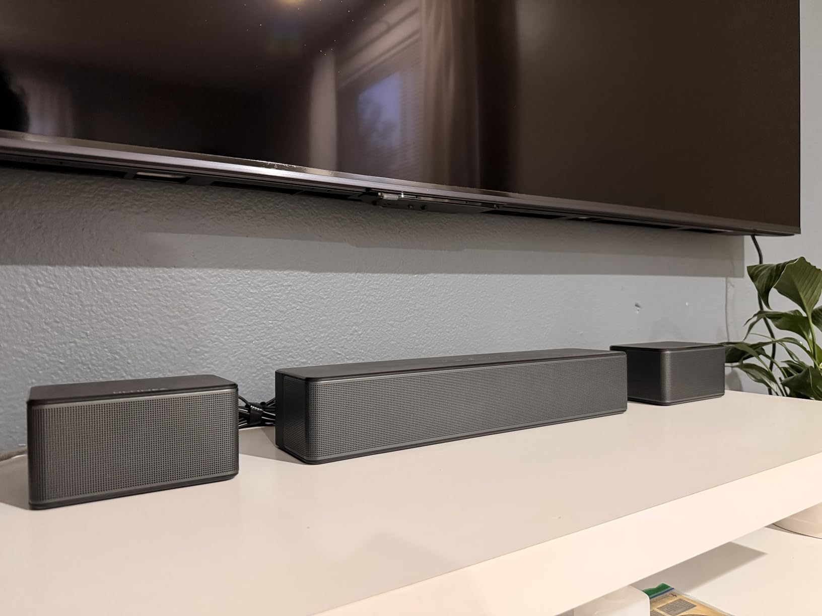 ULTIMEA 7.1ch Soundbar with Wireless Subwoofer, Virtual Surround Sound System for TV, App Control, 410W Peak Power, Sound bar for TV, 4 Wired Surround Speakers, Home Theater Sound System Poseidon D70 - Customer Photo 2
