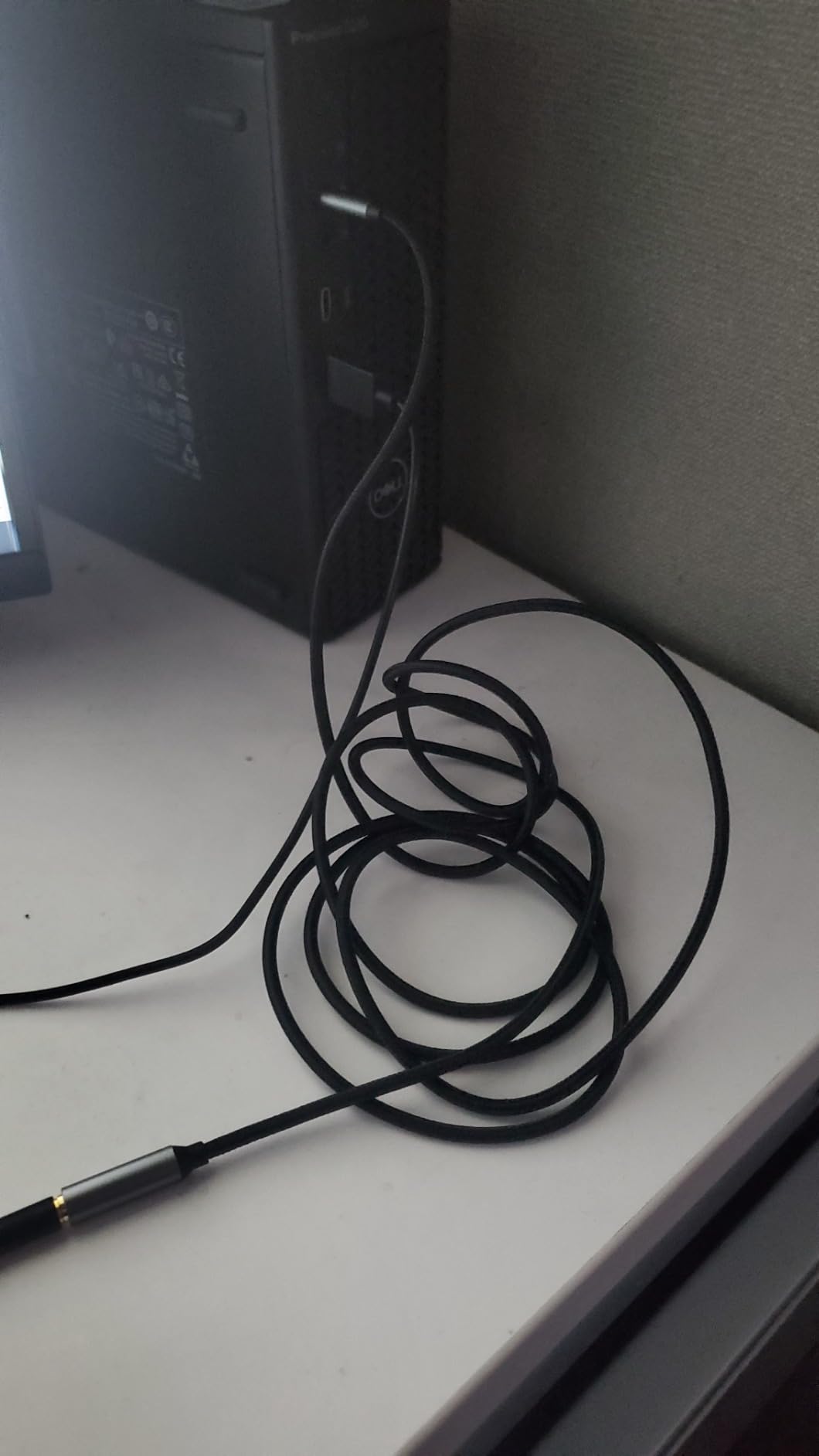 3.5 mm Headphone Extension Cable, Male to Female Aux Cord Extender with Nylon Braid, 6.6 ft Extender for Smartphones, Tablets, Media Players Customer Review 3.5 mm Headphone Extension Cable, Male to Female Aux Cord Extender with Nylon Braid, 6.6 ft Extender for Smartphones, Tablets, Media Players - Customer Photo 1