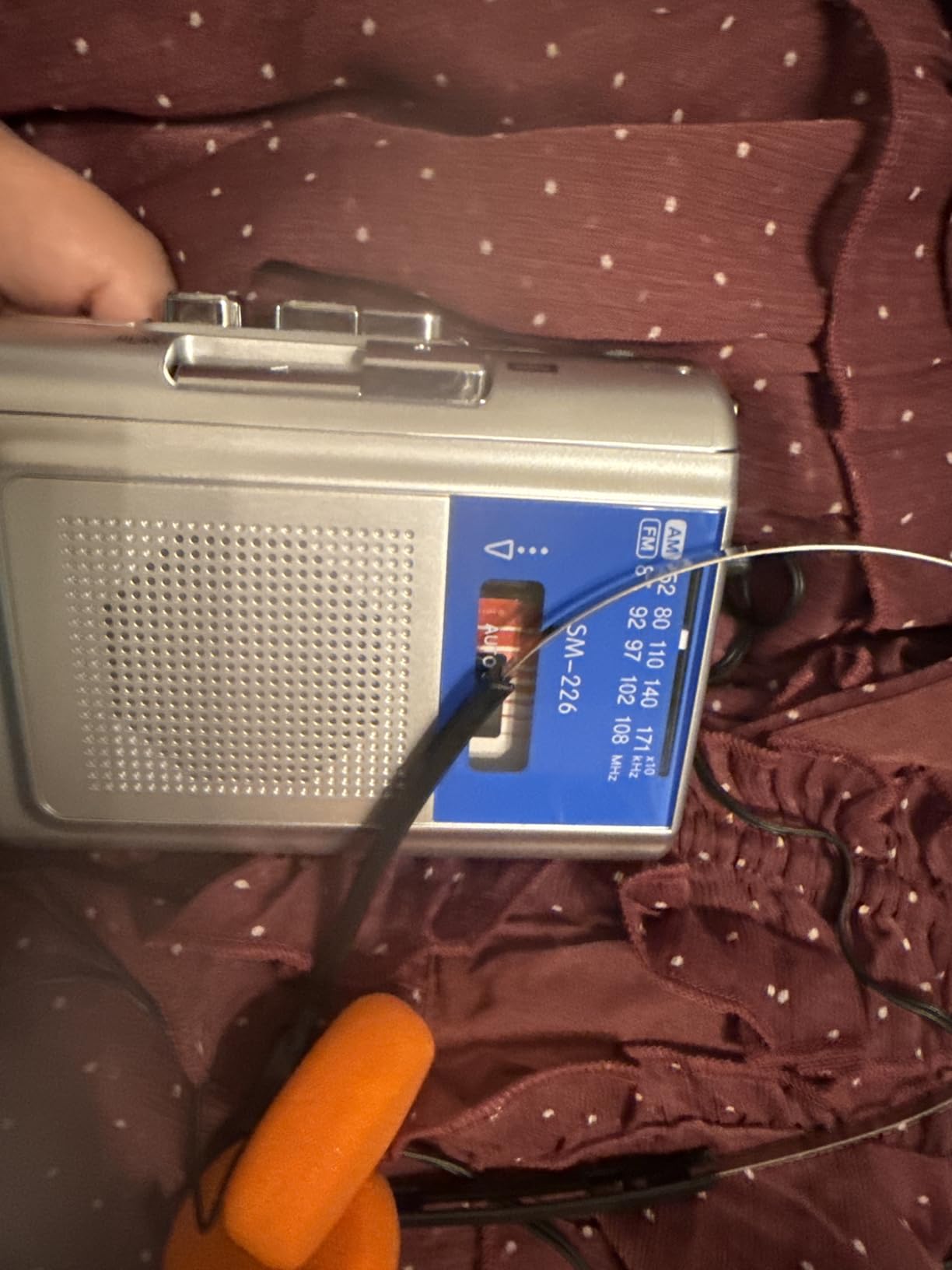 Small Cassette Player Recorder, Portable AM FM Vintage Tape Cassette Player with Big Speaker and Headphones, Built-in Microphone, Powered by DC or AA Battery for Walking Customer Review Small Cassette Player Recorder, Portable AM FM Vintage Tape Cassette Player with Big Speaker and Headphones, Built-in Microphone, Powered by DC or AA Battery for Walking - Customer Photo 1