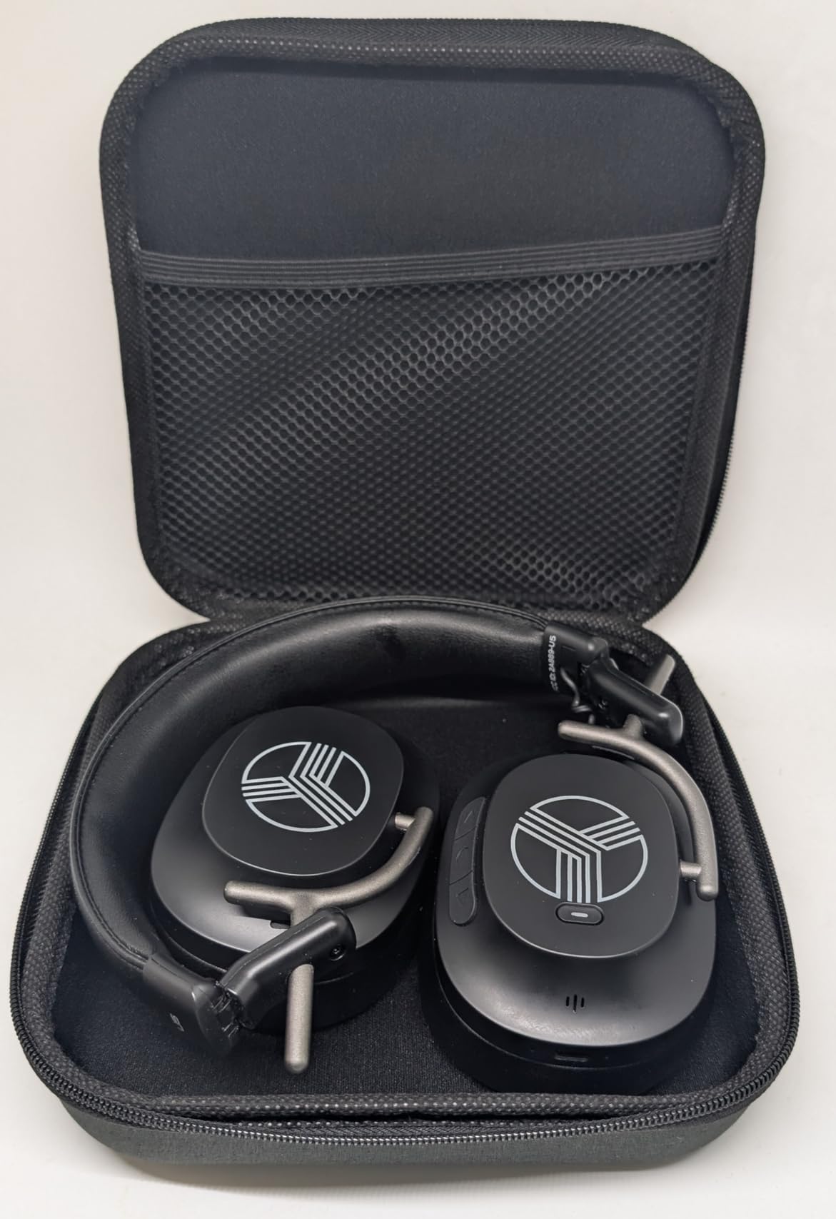 TREBLAB U5 - Hybrid Active Noise Cancelling Headphones Over-Ear, Deep Bass, 55H Battery, Mic for Calls, Bluetooth 5.3, Water-Resistant IPX4, Wireless Headphones Foldable for Travel, Gym, Work, Sports - Customer Photo 3