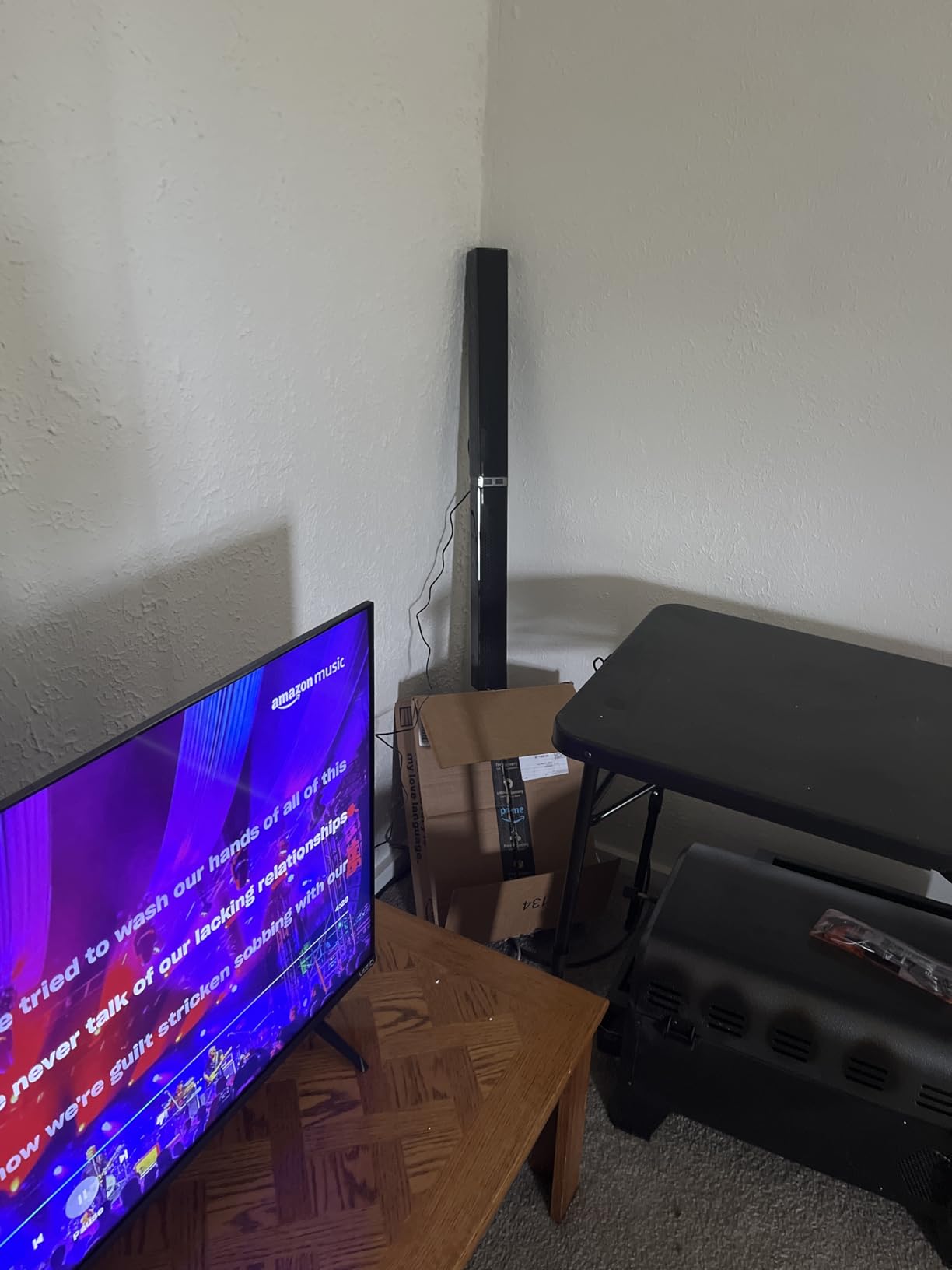 MZEIBO Sound Bar for Smart TV, 80W Bluetooth Soundbar 2 in 1 Detachable Design, Deep Bass, Home Theater Surround Sound, ARC/Optical/AUX Connections for TV/PC/Gaming/Projectors - Customer Photo 1