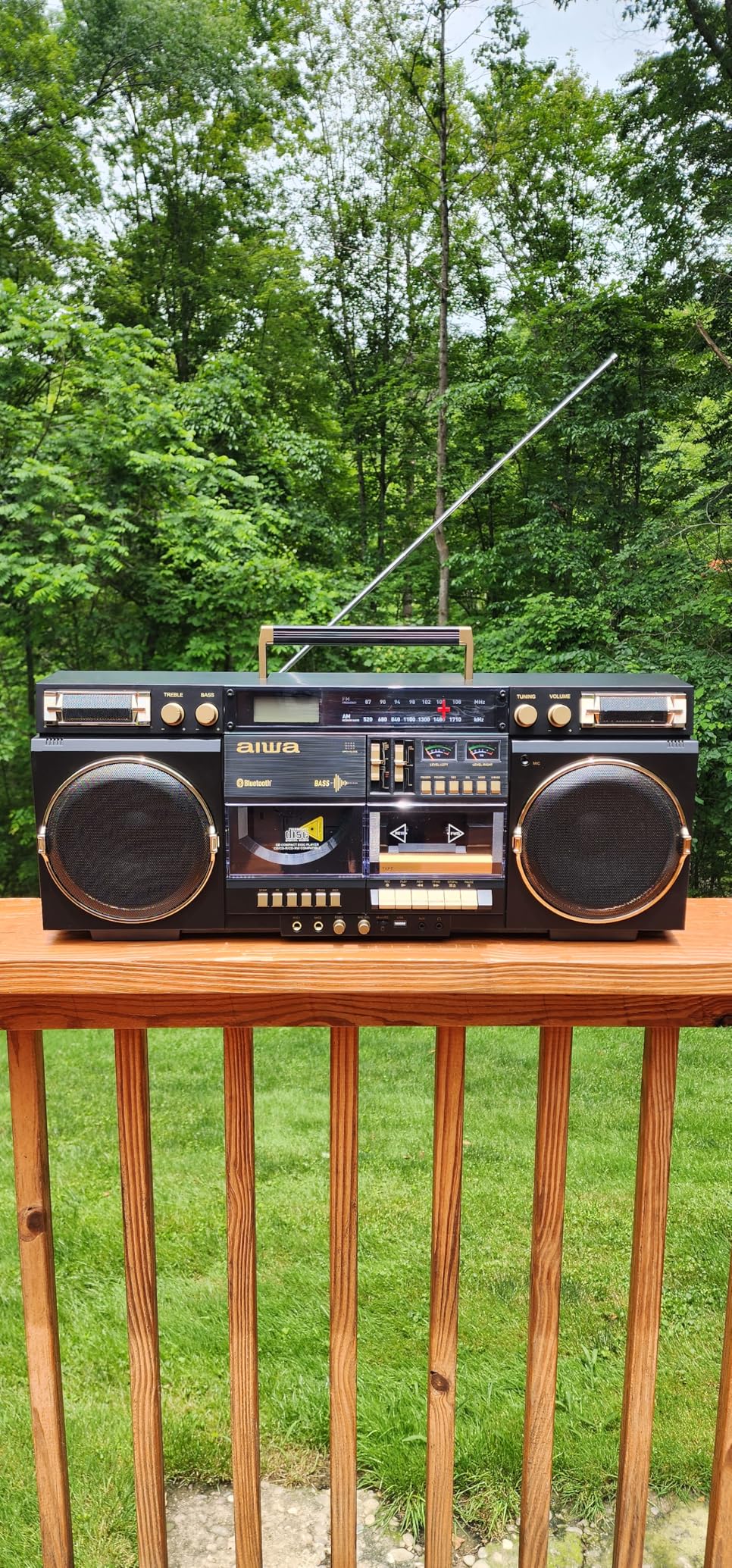 aiwa Retro Boombox BackTrack CD Player with Cassette Recording, Bluetooth 5.0, FM/AM Radio, USB/SD/AUX Inputs, VU Meters, LCD Display, Dual 40W Speakers (Black and Gold) Customer Review aiwa Retro Boombox BackTrack CD Player with Cassette Recording, Bluetooth 5.0, FM/AM Radio, USB/SD/AUX Inputs, VU Meters, LCD Display, Dual 40W Speakers (Black and Gold) - Customer Photo 1