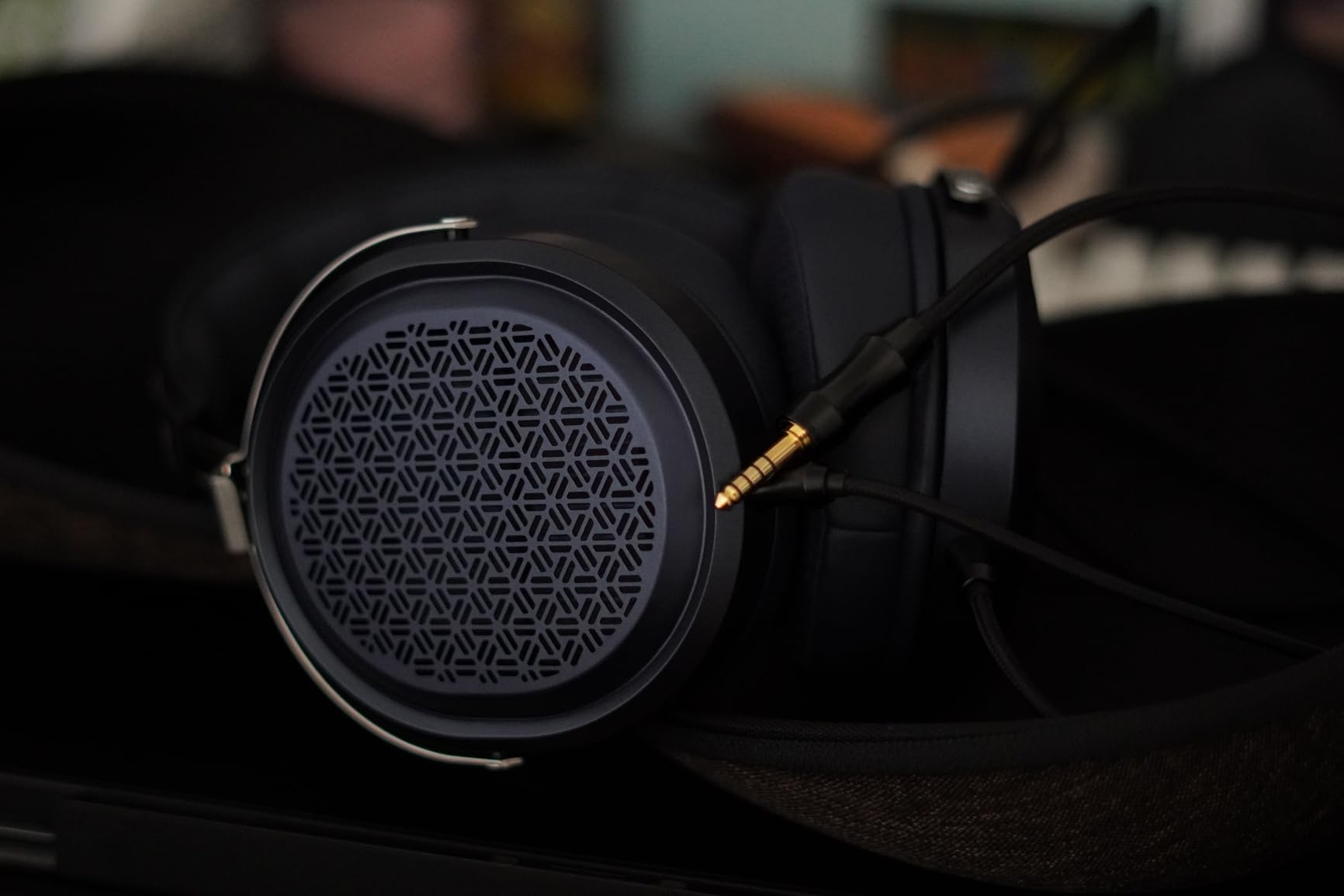 FiiO FT1 Pro Open-Back Planar Magnetic Wired Hi-Fi Headphones for Home, Studio, Recording, High Sensitivity (Blue) Customer Review FiiO FT1 Pro Open-Back Planar Magnetic Wired Hi-Fi Headphones for Home, Studio, Recording, High Sensitivity (Blue) - Customer Photo 2