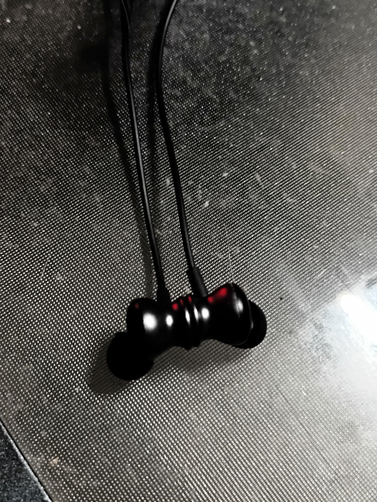 Bluetooth Neckband Headphones, Magnetic Earbuds with 60H Playtime, 10mm Drivers, IPX5 Waterproof, Noise Cancelling Mic – Wireless Headset for Sports, Running, Gym, Work, Travel - Customer Photo 1