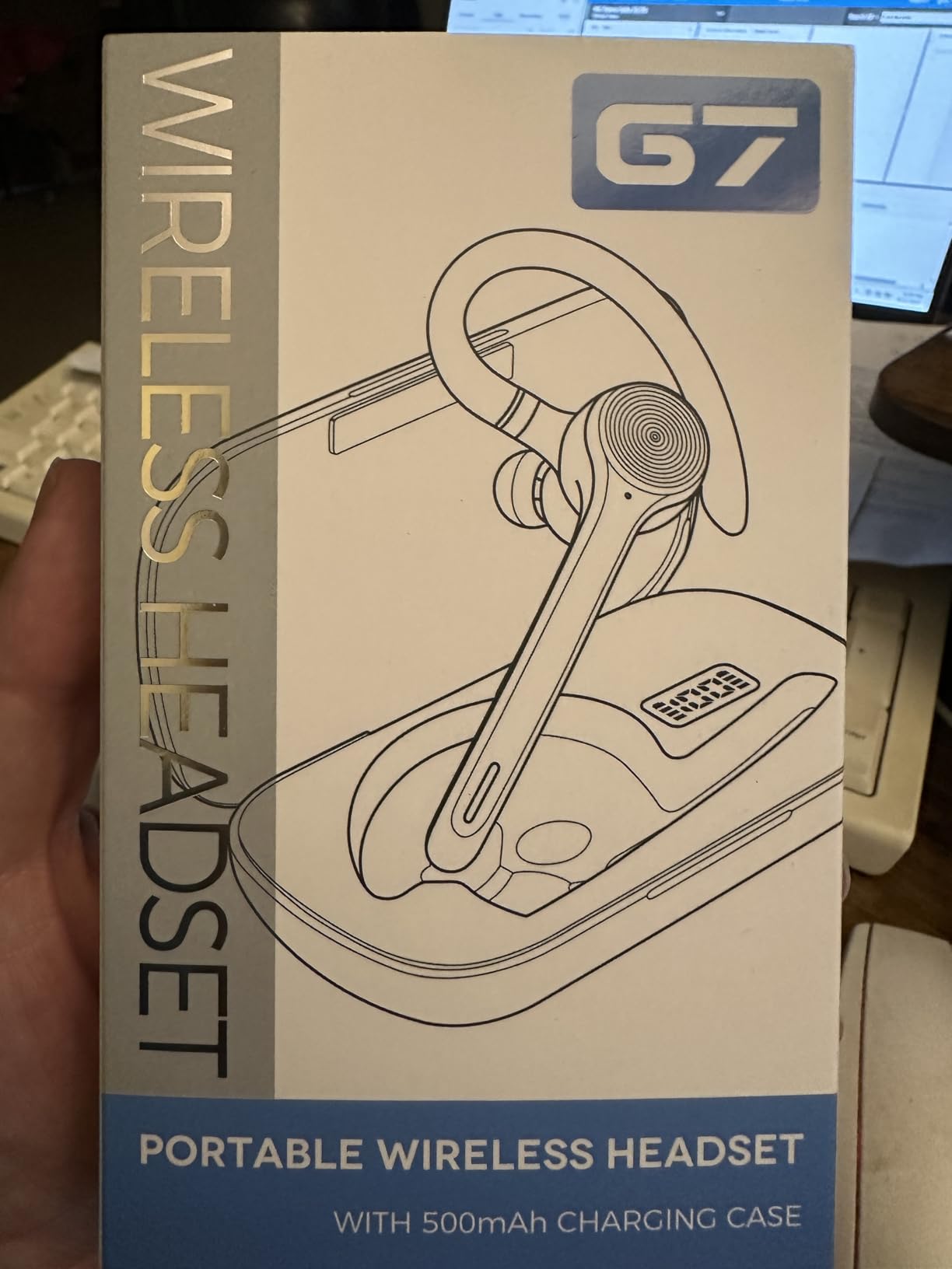 Bluetooth Headset, Wireless Earpiece with Upgrade Noise Canceling Mic,500mAh Charging Case Support 72H Talking Time,Hand-Free Headphones with Mute Button for Computer Cell Phones Trucker Work Customer Review Bluetooth Headset, Wireless Earpiece with Upgrade Noise Canceling Mic,500mAh Charging Case Support 72H Talking Time,Hand-Free Headphones with Mute Button for Computer Cell Phones Trucker Work - Customer Photo 1