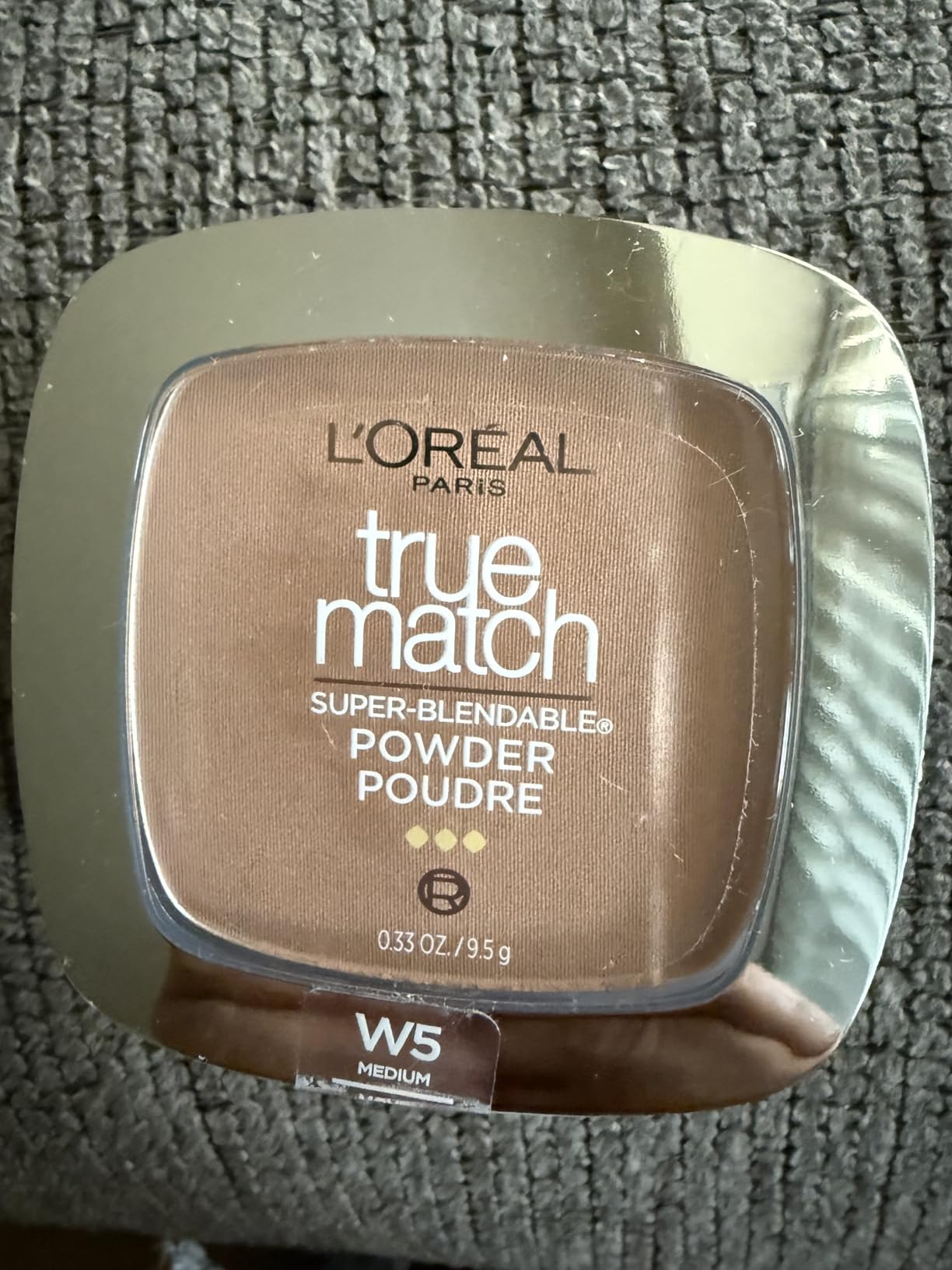 L'Oreal Paris True Match Super Blendable Oil Free Powder Foundation, W4 Light Medium, 0.33 oz, Packaging May Vary Customer Review L'Oreal Paris True Match Super Blendable Oil Free Powder Foundation, W4 Light Medium, 0.33 oz, Packaging May Vary - Customer Photo 4