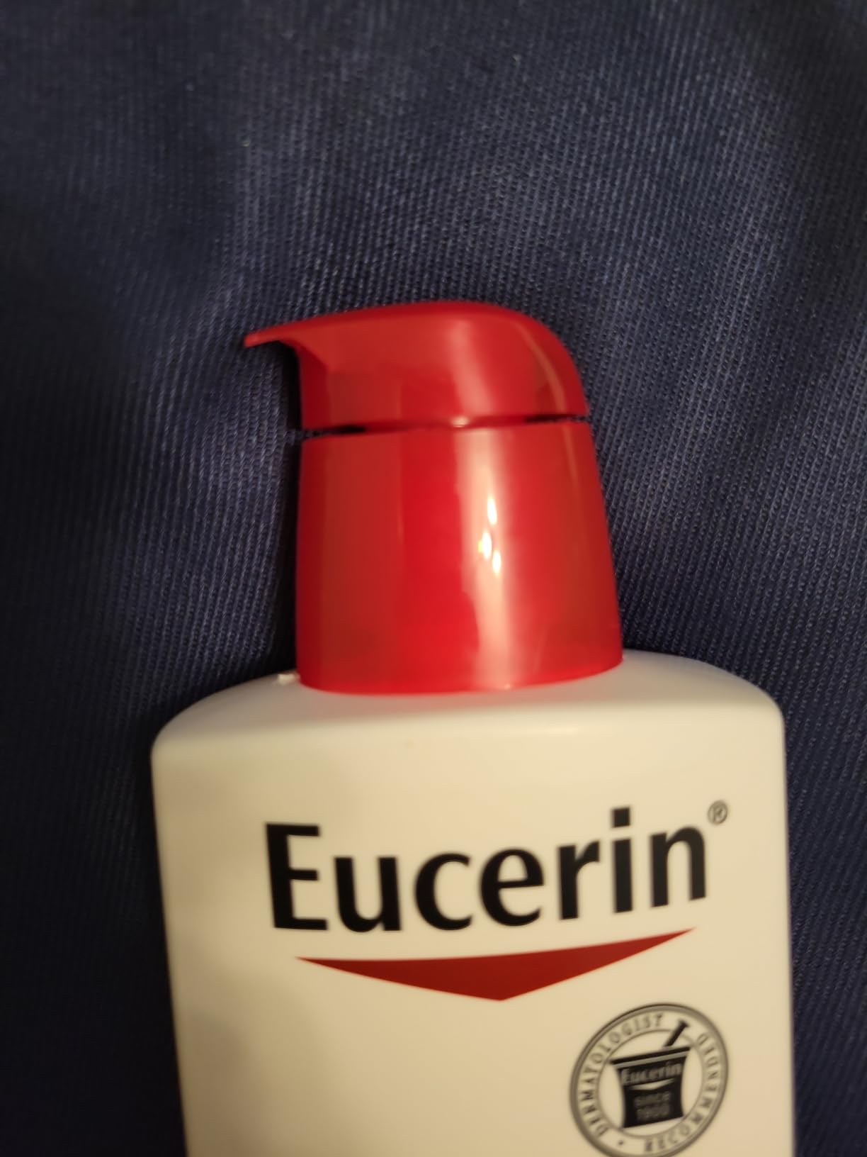 Eucerin Advanced Repair Body Lotion for Very Dry Skin, Unscented Lotion Formulated with Ceramides, 16.9 Fl Oz Bottle - Customer Photo 5