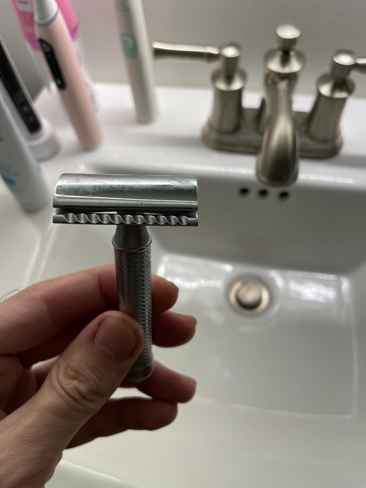 MÜHLE TRADITIONAL R89 Double Edge Safety Razor (Closed Comb) | Perfect for Everyday Use | Barbershop Quality Close Smooth Shave | Luxury Razor for Men - Customer Photo 2