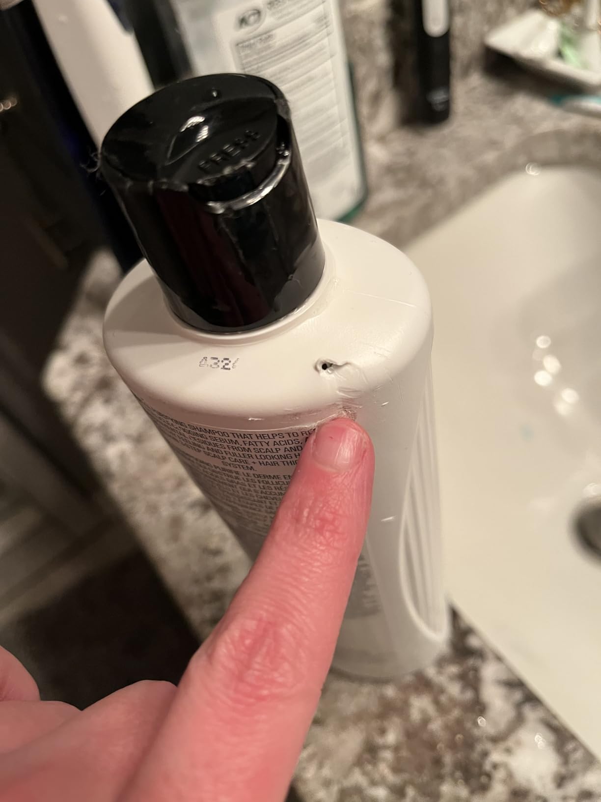 Nioxin System 2 Scalp + Hair Thickening Shampoo for Natural Hair with Progressed Thinning | Cleanse & Boost Hair Density with Niacinamide & Biotin - Customer Photo 4