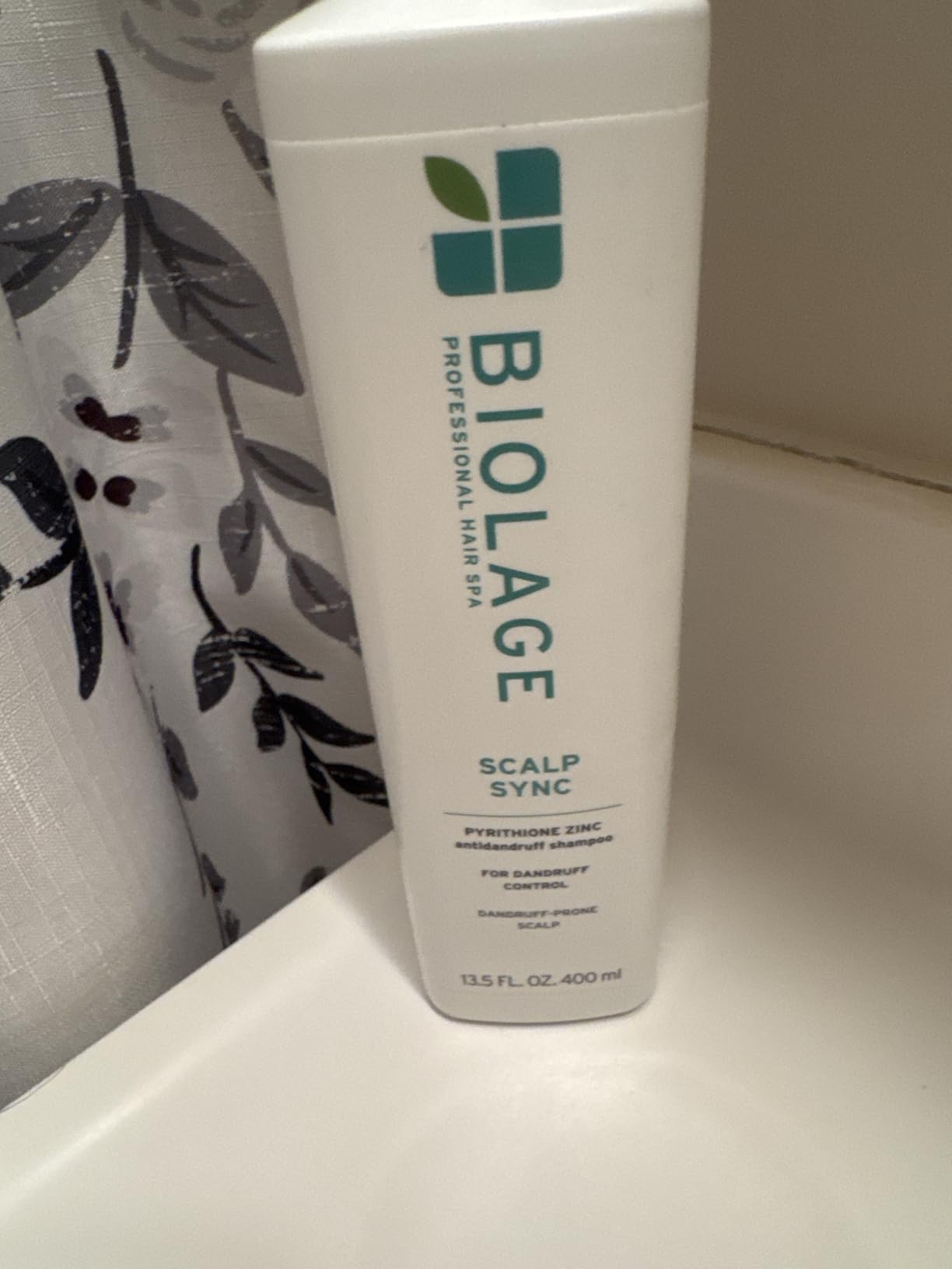 Biolage Scalp Sync Anti-Dandruff Shampoo - Controls Dandruff & Deeply Cleanses, With Zinc Pyrithione, Vegan & Cruelty-Free - Customer Photo 2