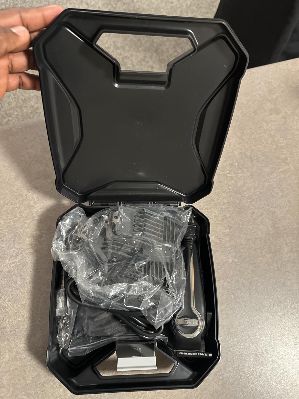 Wahl USA Elite Pro High-Performance Corded Home Haircut & Grooming Kit for Men – Electric Hair Clipper – Model 79602M - Customer Photo 1