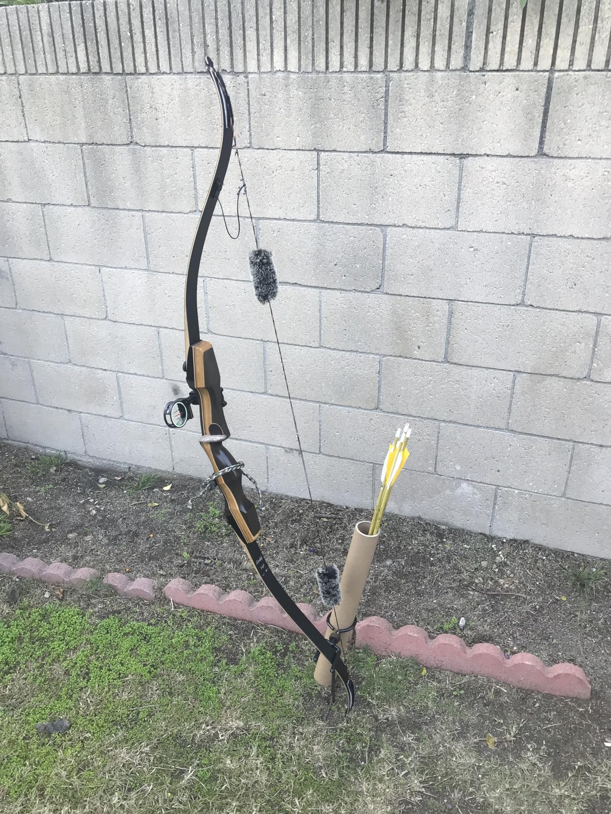 Samick Sage Archery Takedown Recurve Bow 62-inch - Bows for Teens to Adults - Beginners to Advanced, for Hunting & Target Practice Customer Review Samick Sage Archery Takedown Recurve Bow 62-inch - Bows for Teens to Adults - Beginners to Advanced, for Hunting & Target Practice - Customer Photo 2