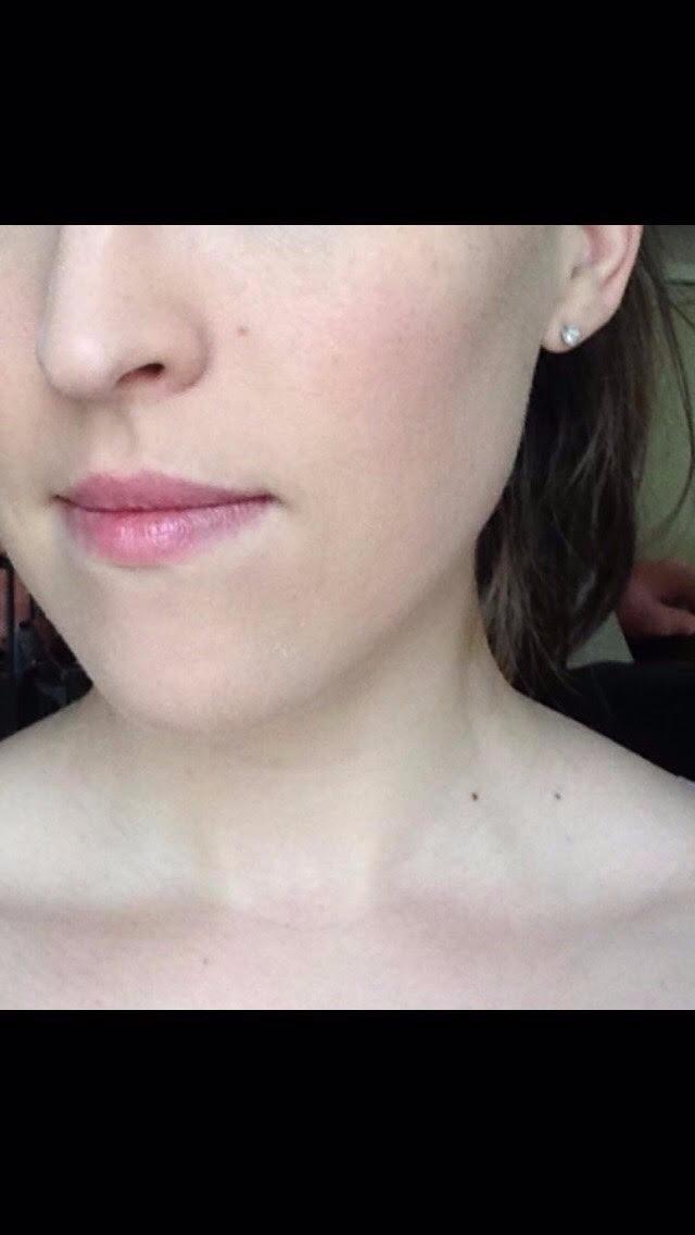 Neutrogena Hydro Boost Hydrating Tint Foundation Makeup for Dry Skin, with Hyaluronic Acid, Lightweight Oil-Free Water Gel, Non-Comedogenic, 40 Nude Color, 1.0 fl. oz - Customer Photo 3