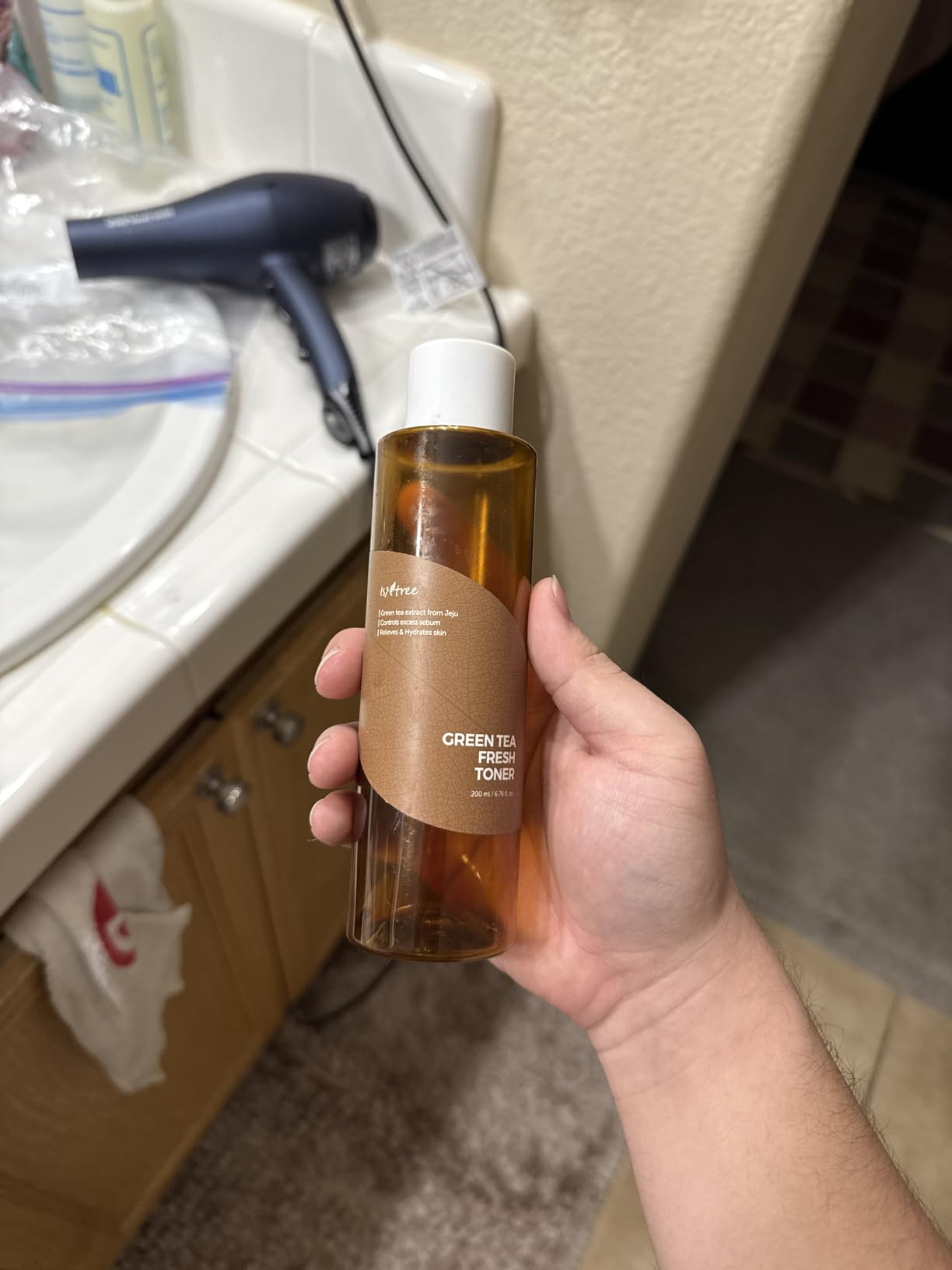 ISNTREE Green Tea Fresh Toner 200ml, 6.76 fl.oz | Korean Skincare | Toner for Oily Skin | Sebum Control | Hydrating and Refreshing - Customer Photo 2