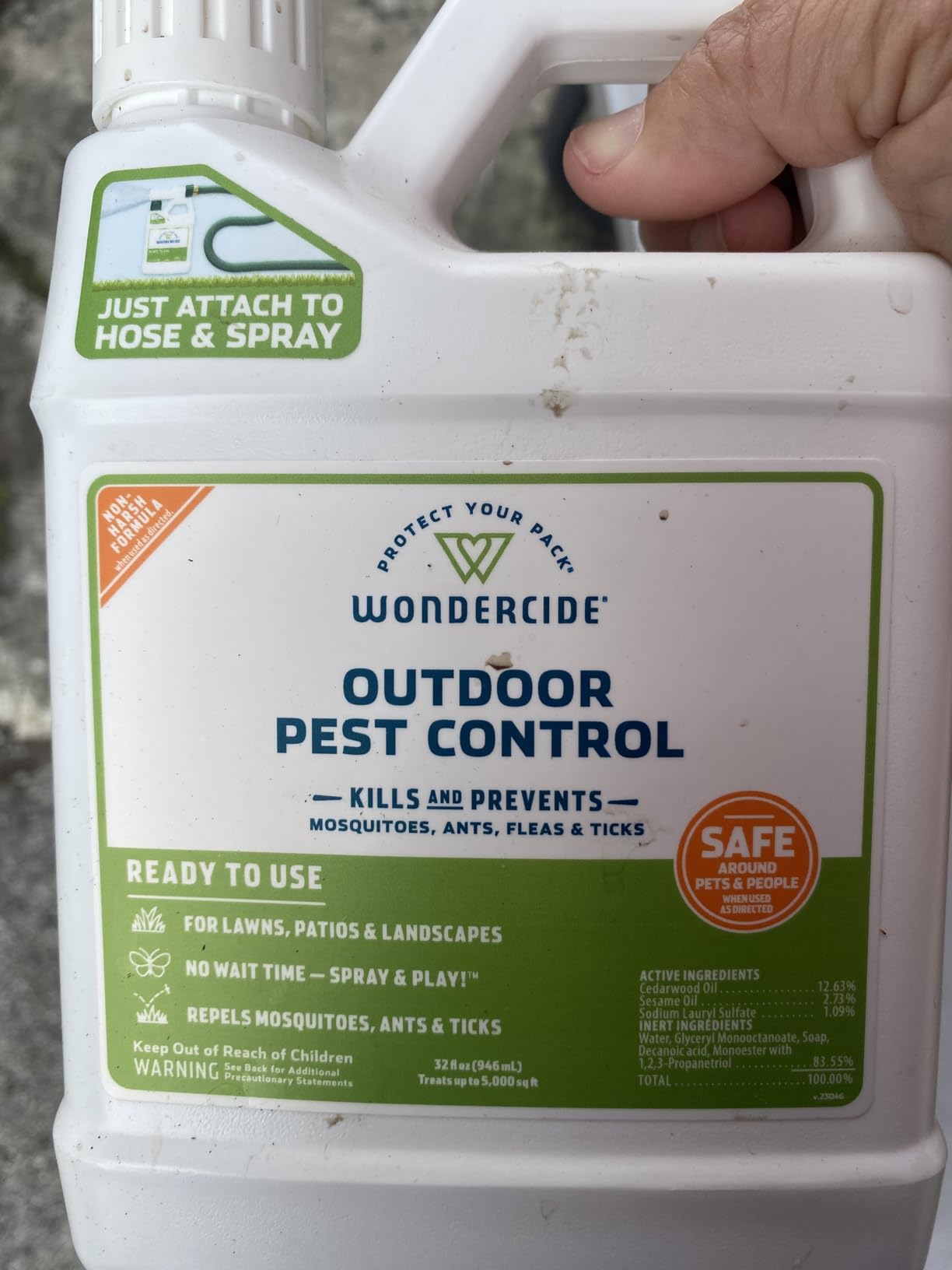 Wondercide - Outdoor Pest Control Spray with Natural Essential Oils - Mosquito, Ant, Insect Repellent, Treatment, Killer - Safe Around Pets Kids 32 oz - Customer Photo 2