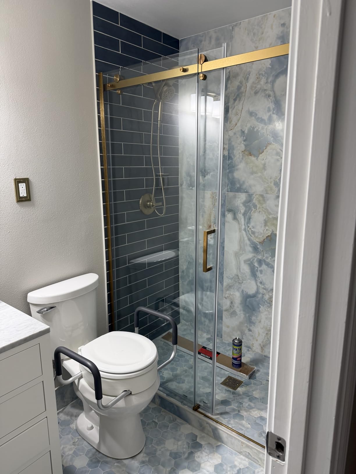 Vive Raised Toilet Seat Riser for Seniors (with Handles) - Handicap Rail Grab Bar Seat for Over Toilet - Elevated Safety for Elderly, Disabled, Medical - Elongated Customer Review Vive Raised Toilet Seat Riser for Seniors (with Handles) - Handicap Rail Grab Bar Seat for Over Toilet - Elevated Safety for Elderly, Disabled, Medical - Elongated - Customer Photo 1