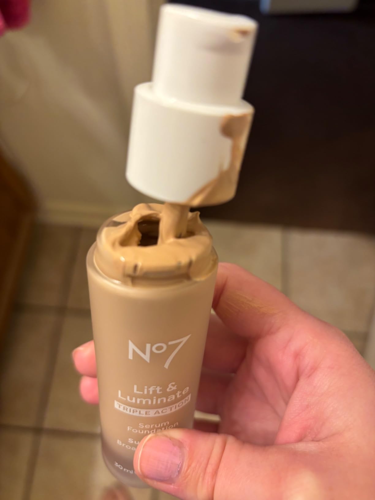 No7 Lift & Luminate Triple Action Serum Foundation - Liquid Makeup with SPF 15 for a Dewy, Glowy Base - Radiant Formula for Mature Skin - Cool Ivory (1 Fl Oz) - Customer Photo 4