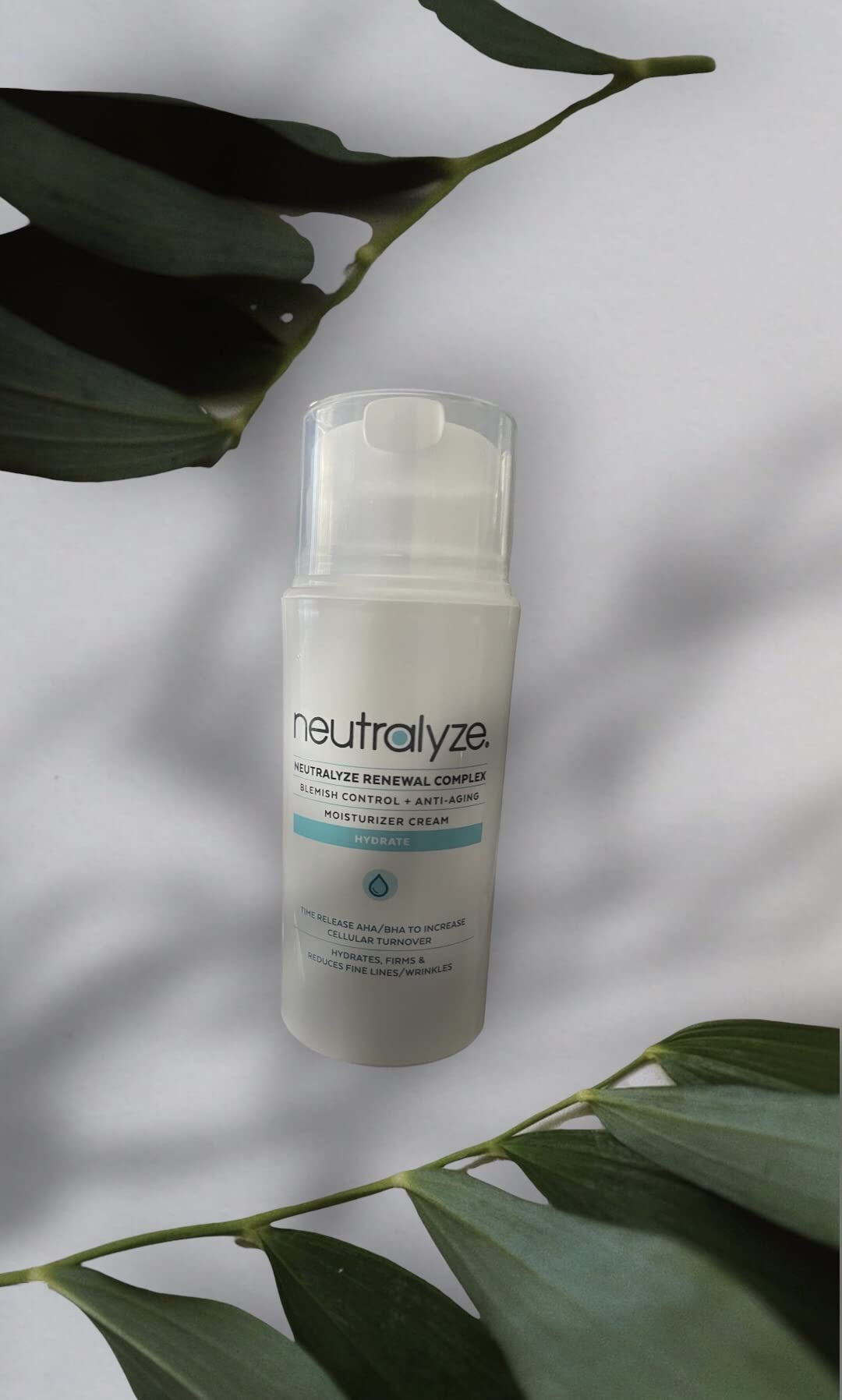 Neutralyze Renewal Complex Acne Moisturizer for Face & Body - Time Released 2% Mandelic Acid & 2% Salicylic Acid for Adults with Acne Prone and Aging Skin - Customer Photo 1