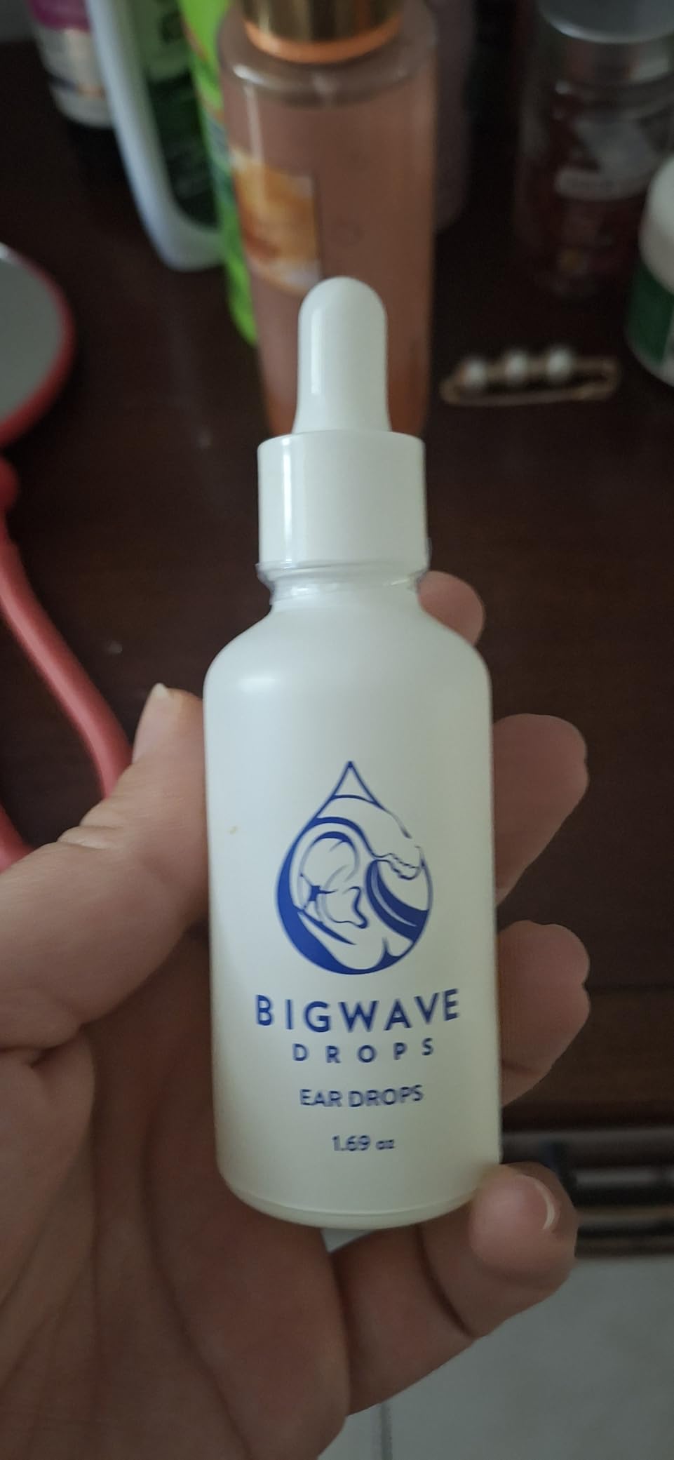 Fast-Acting Ear Drops Preferred by Professional Athletes for Ear Discomfort, Ear Infections, Swimmer's Ear, Clogged Ears, Wax Removal, and Itchy Ears Customer Review Fast-Acting Ear Drops Preferred by Professional Athletes for Ear Discomfort, Ear Infections, Swimmer's Ear, Clogged Ears, Wax Removal, and Itchy Ears - Customer Photo 1