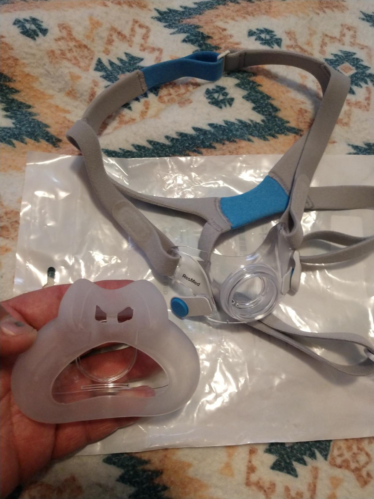 ResMed AirFit F30 Cushion - Full-Face CPAP Mask Cushion Replacement - CPAP Accessory - Minimal Contact Design - Medium - Customer Photo 1