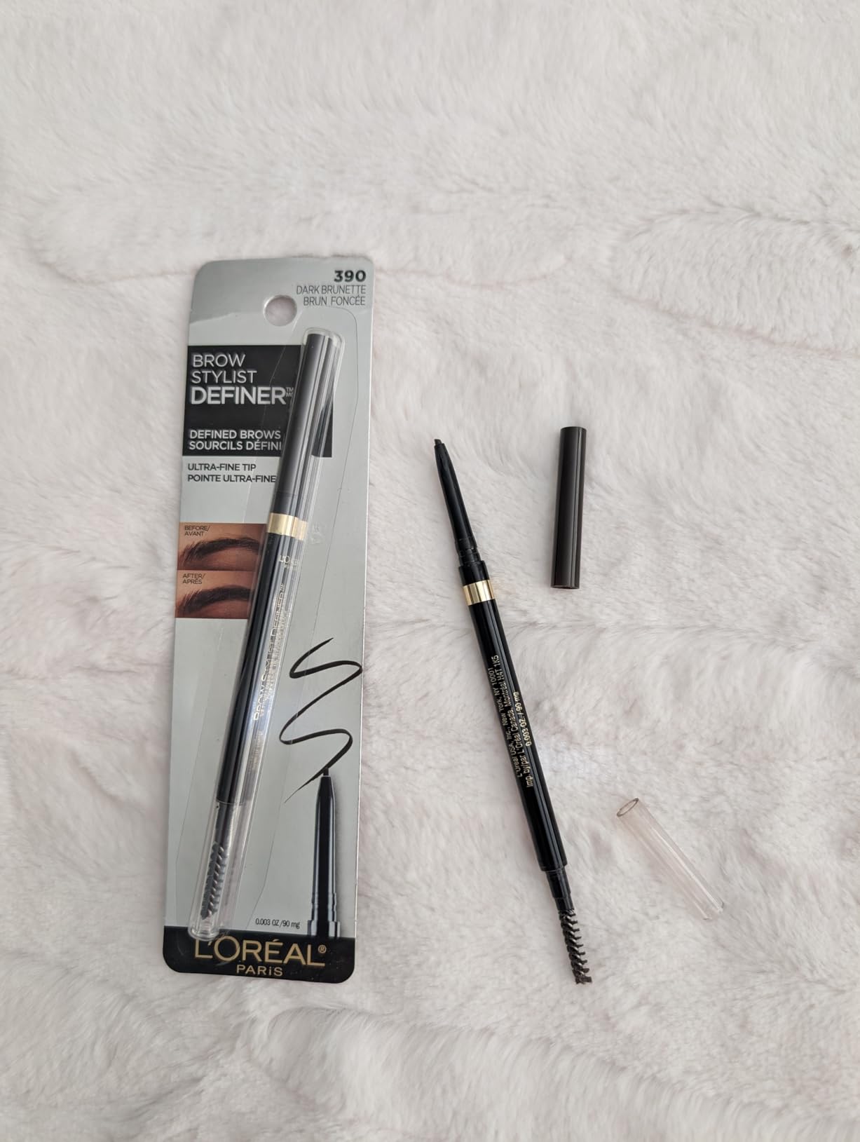 L'Oreal Paris Makeup Brow Definer Waterproof Eyebrow Pencil, Ultra-Fine Mechanical Pencil, Draws Tiny Brow Hairs and Fills in Sparse Areas and Gaps, Soft Black, 0.003 Ounce (Pack of 1) Customer Review L'Oreal Paris Makeup Brow Definer Waterproof Eyebrow Pencil, Ultra-Fine Mechanical Pencil, Draws Tiny Brow Hairs and Fills in Sparse Areas and Gaps, Soft Black, 0.003 Ounce (Pack of 1) - Customer Photo 2