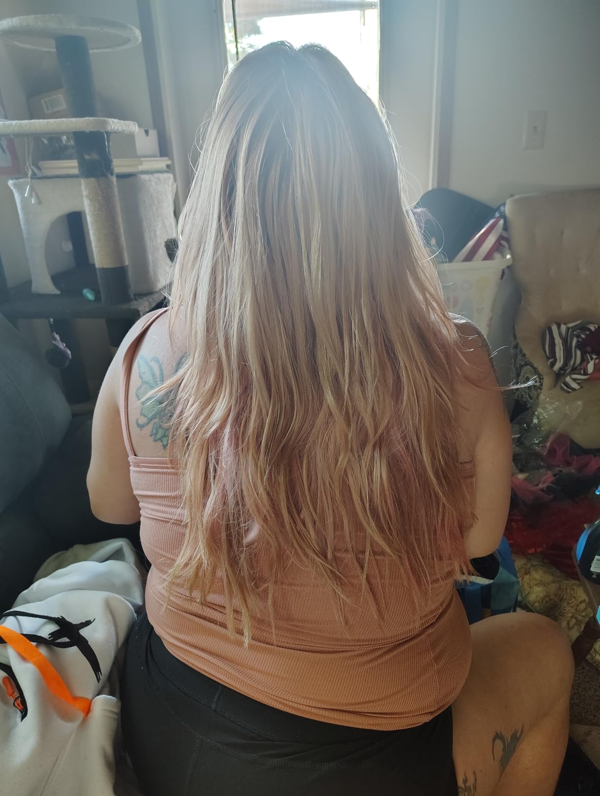 L'Oreal Paris Sulfate Free Brass Toning Purple Shampoo for Blonde, Bleached, Silver, or Brown Highlighted Hair, EverPure, 6.8 Fl Oz (Packaging May Vary) - Customer Photo 3