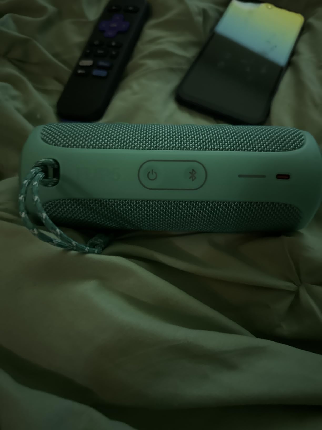 JBL FLIP 5, Waterproof Portable Bluetooth Speaker, Black, Small - Customer Photo 2