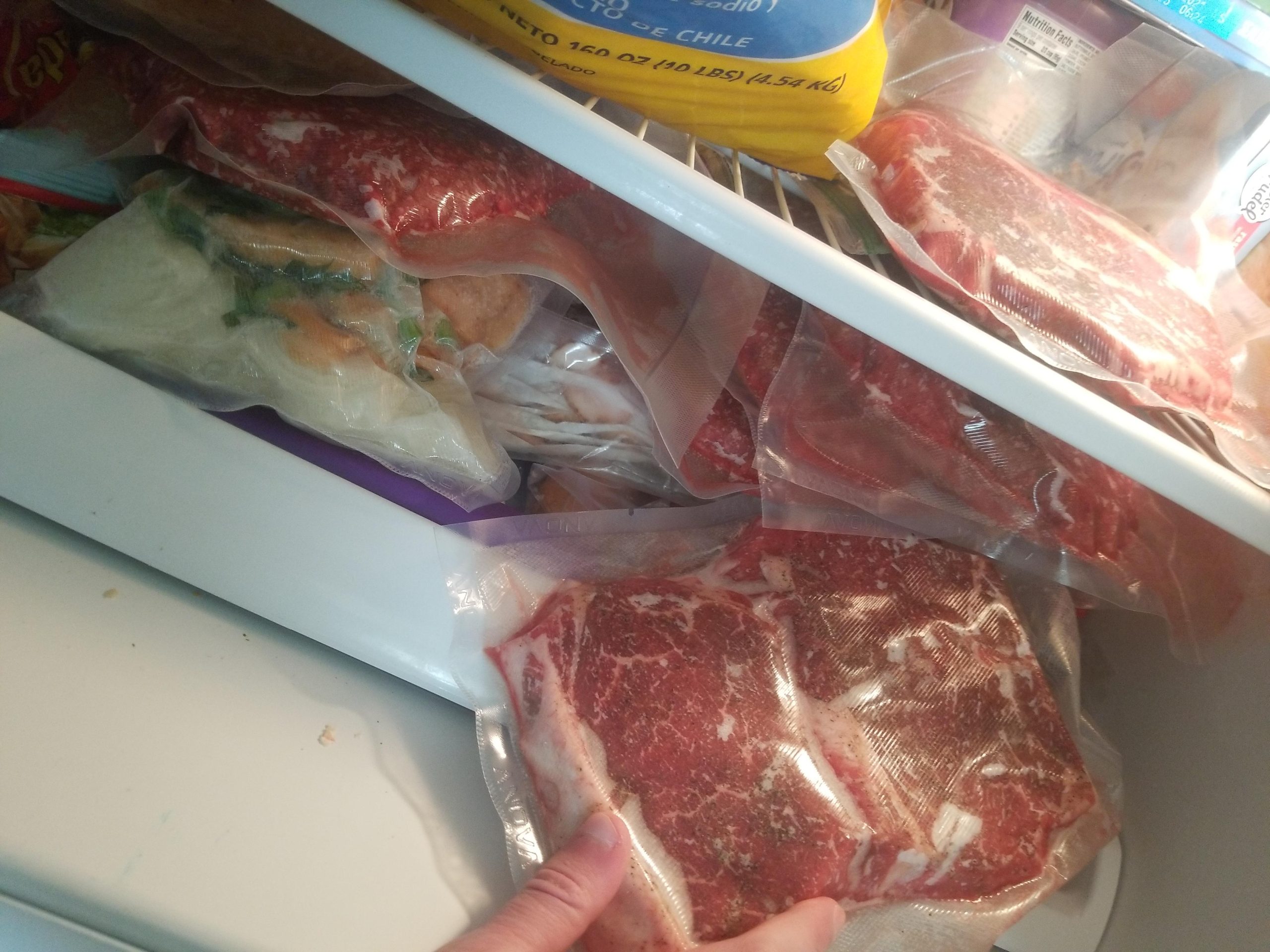 Anova Culinary Vacuum Sealer, Slim & Compact, Includes 10 Pre-Cut Bags (BPA-Free), Wet & Dry Dual Food Vacuum Sealer Machine for Sous Vide and Long-Term Storage, 2-Year Warranty Customer Review Anova Culinary Vacuum Sealer, Slim & Compact, Includes 10 Pre-Cut Bags (BPA-Free), Wet & Dry Dual Food Vacuum Sealer Machine for Sous Vide and Long-Term Storage, 2-Year Warranty - Customer Photo 4