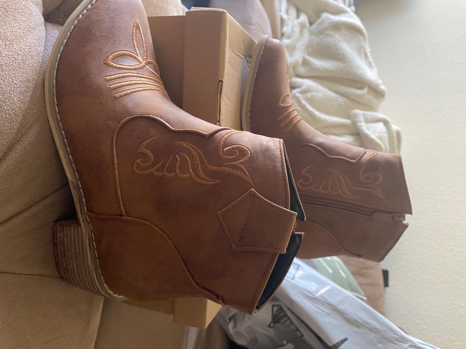100FIXEO Women Chunky Mid Heel Zip Up Western Cowboy Ankle Boots Comfort Booties - Customer Photo 1