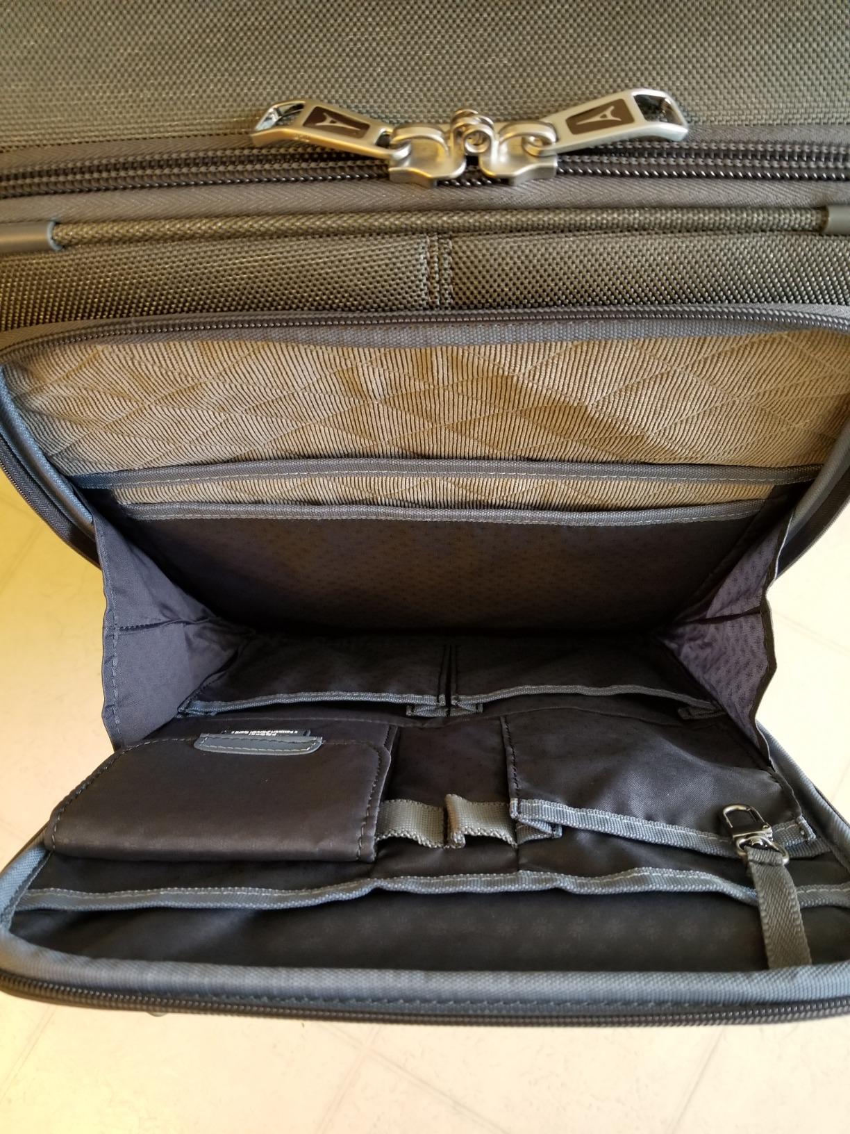 Travelpro Platinum Elite Softside Expandable Carry on Luggage, 8 Wheel Spinner Suitcase, USB Port, Suiter, Men and Women, True Navy Blue, Carry On 21-Inch - Customer Photo 1