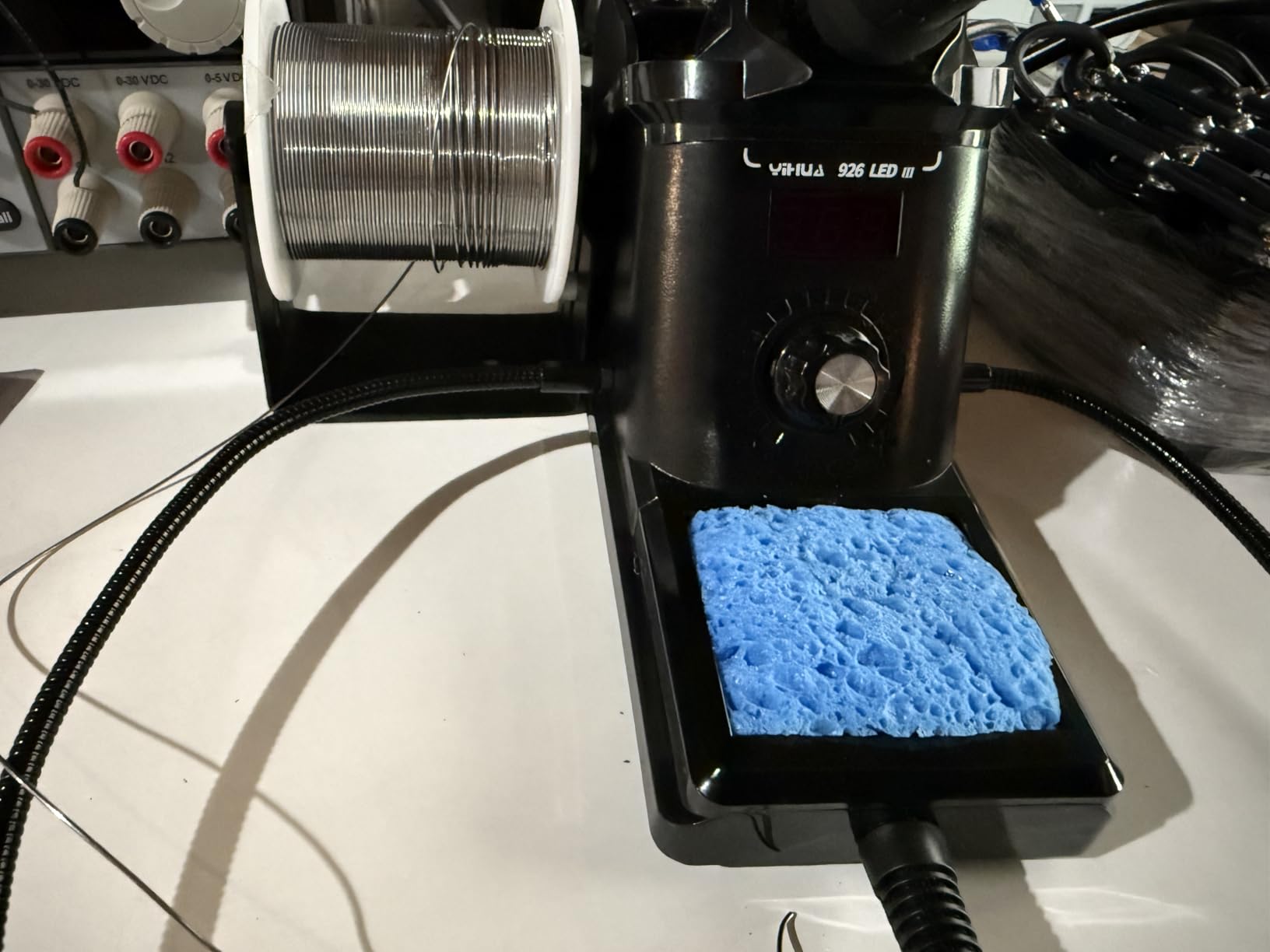YIHUA 926 III 60W Digital Display Soldering Iron Station Kit w 2 Helping Hands, 6 Extra Iron Tips, Lead-Free Solder, Solder Sucker, S/S Tweezers, °C/ºF Conversion, Auto Sleep & Calibration Support - Customer Photo 2