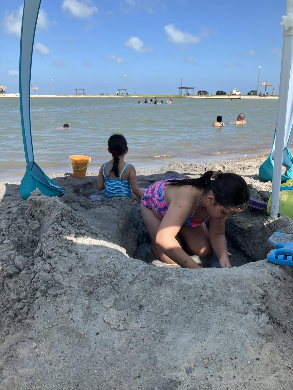 AMMSUN Beach Cabana, 6.2'×6.2' Beach Canopy, Easy Set up and Take Down, Cabana Tent with Sand Pockets, Instant Sun Shade with Side Wall, Coral Tropical Customer Review AMMSUN Beach Cabana, 6.2'×6.2' Beach Canopy, Easy Set up and Take Down, Cabana Tent with Sand Pockets, Instant Sun Shade with Side Wall, Coral Tropical - Customer Photo 3