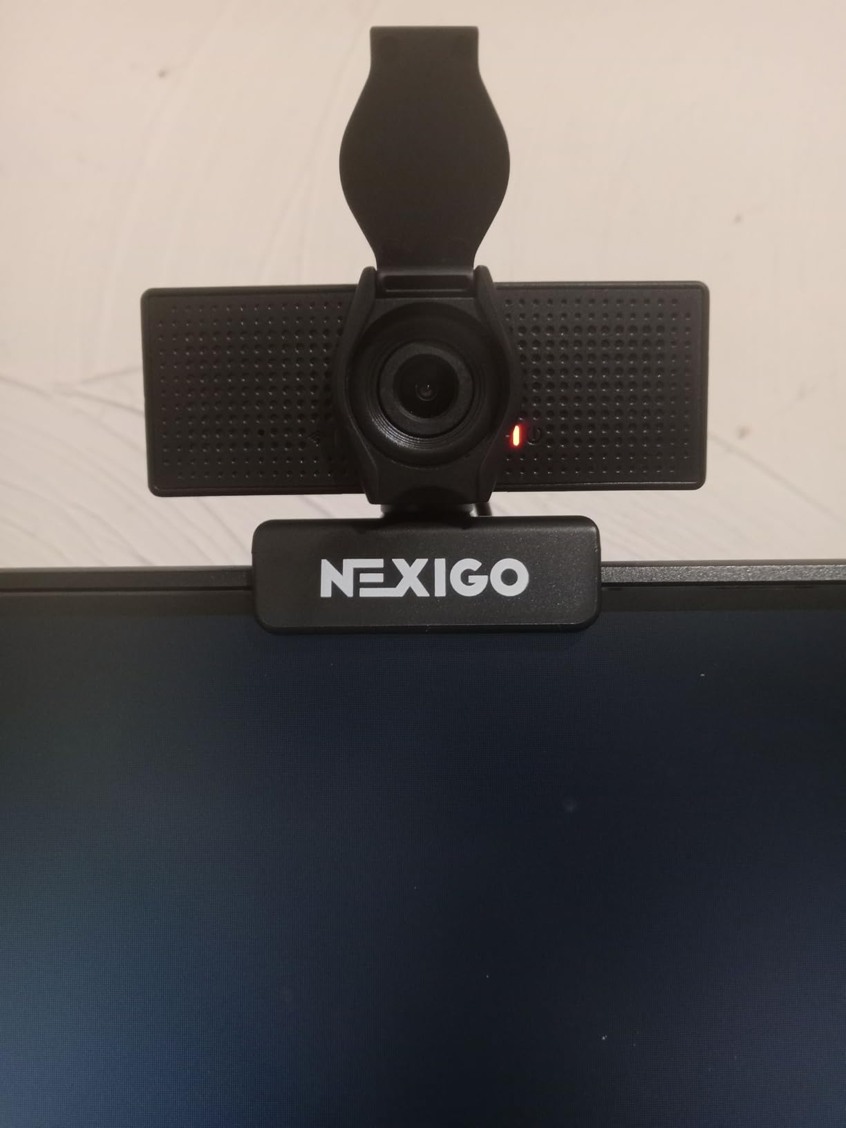 NexiGo N60 1080P Webcam with Microphone, Adjustable FOV, Zoom, Software Control & Privacy Cover, USB HD Computer Web Camera, Plug and Play, for Zoom/Skype/Teams, Conferencing and Video Calling - Customer Photo 2