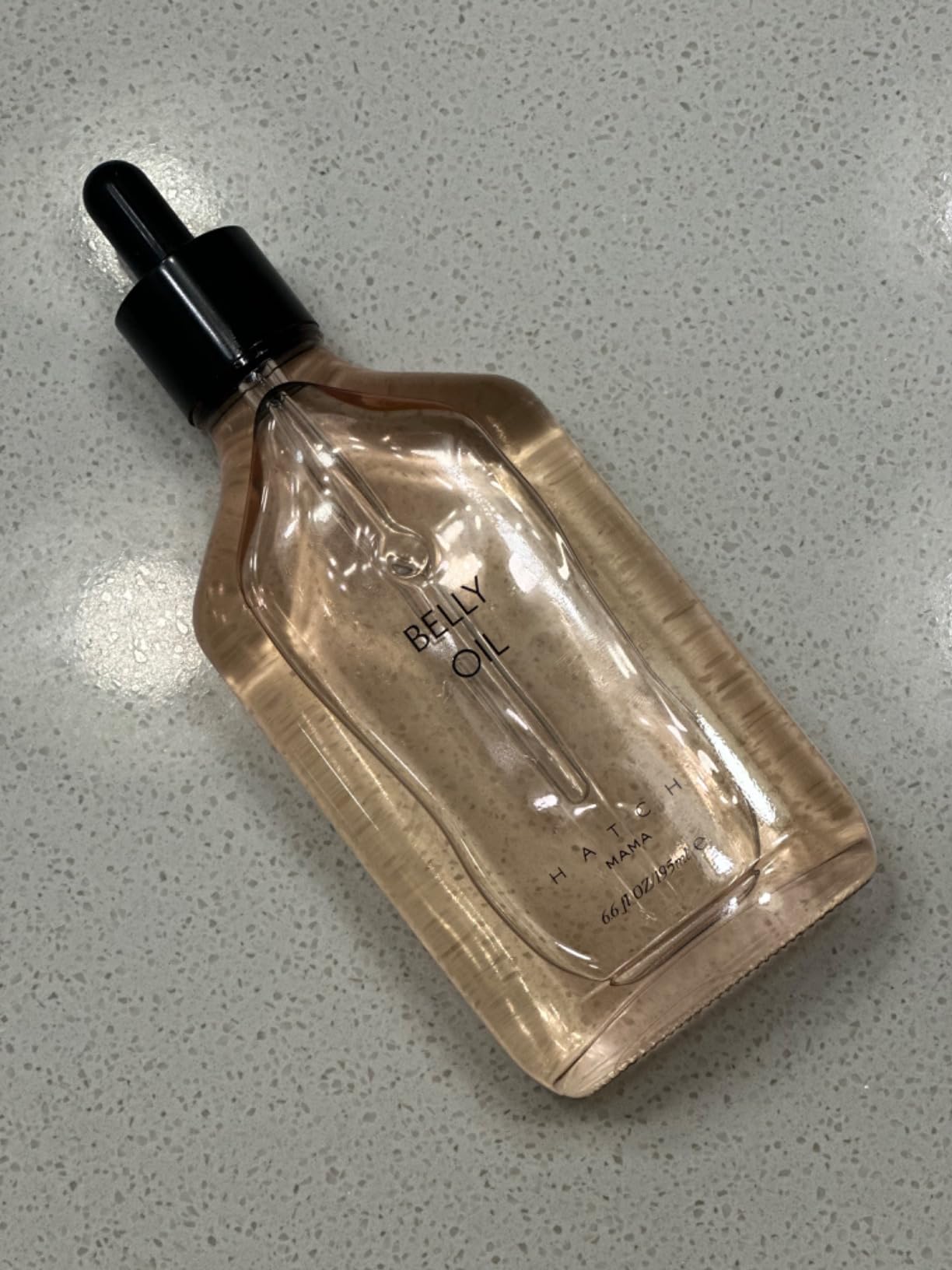 HATCH Belly Oil, Pregnancy & Postpartum Skincare for Stretch Marks, Quick-Drying for Full Body & Soothes Irritation, Plus Vegan, Clean & Plant-Based, 6.7 Fl Oz - Customer Photo 3
