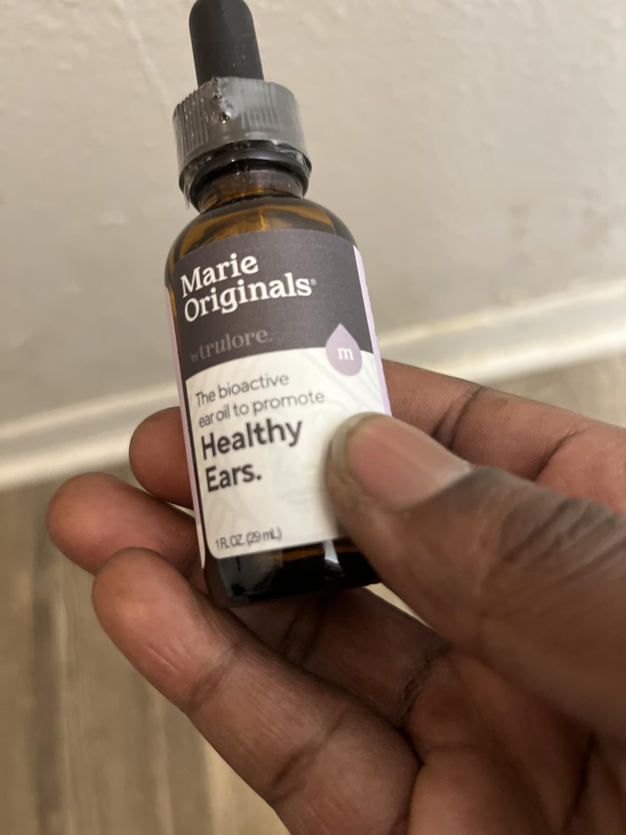 Marie Originals Natural Ear Oil Drops | Mullein Garlic Oil Ear Drops for Infection Prevention, Herbal Ear Ache Drops for Adults, Kids & Pets, Soothes Ear Pain & Wax Removal, Earache Remedies (1 Pack) Customer Review Marie Originals Natural Ear Oil Drops | Mullein Garlic Oil Ear Drops for Infection Prevention, Herbal Ear Ache Drops for Adults, Kids & Pets, Soothes Ear Pain & Wax Removal, Earache Remedies (1 Pack) - Customer Photo 1