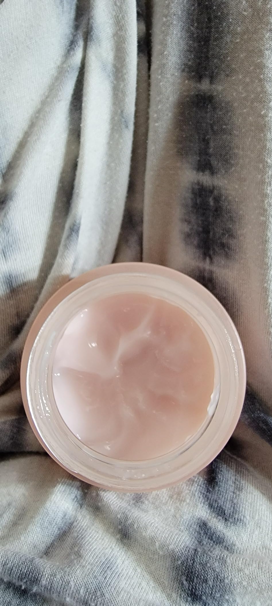 Summer Fridays Cloud Dew Gel Cream Moisturizer - Lightweight Face Moisturizer with Hyaluronic Acid + Ceramides for Skin Plumping Hydration and Glowing Skin (1.7 Fl Oz) - Customer Photo 3