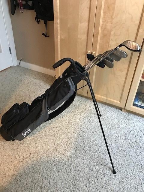 Sunday Golf Loma Bag - Lightweight Golf Bag with Strap and Stand – Easy to Carry Pitch n Putt Golf Bag – Stand Bag for The Driving Range, Par 3 and Executive Courses, 31 Inches - Customer Photo 4