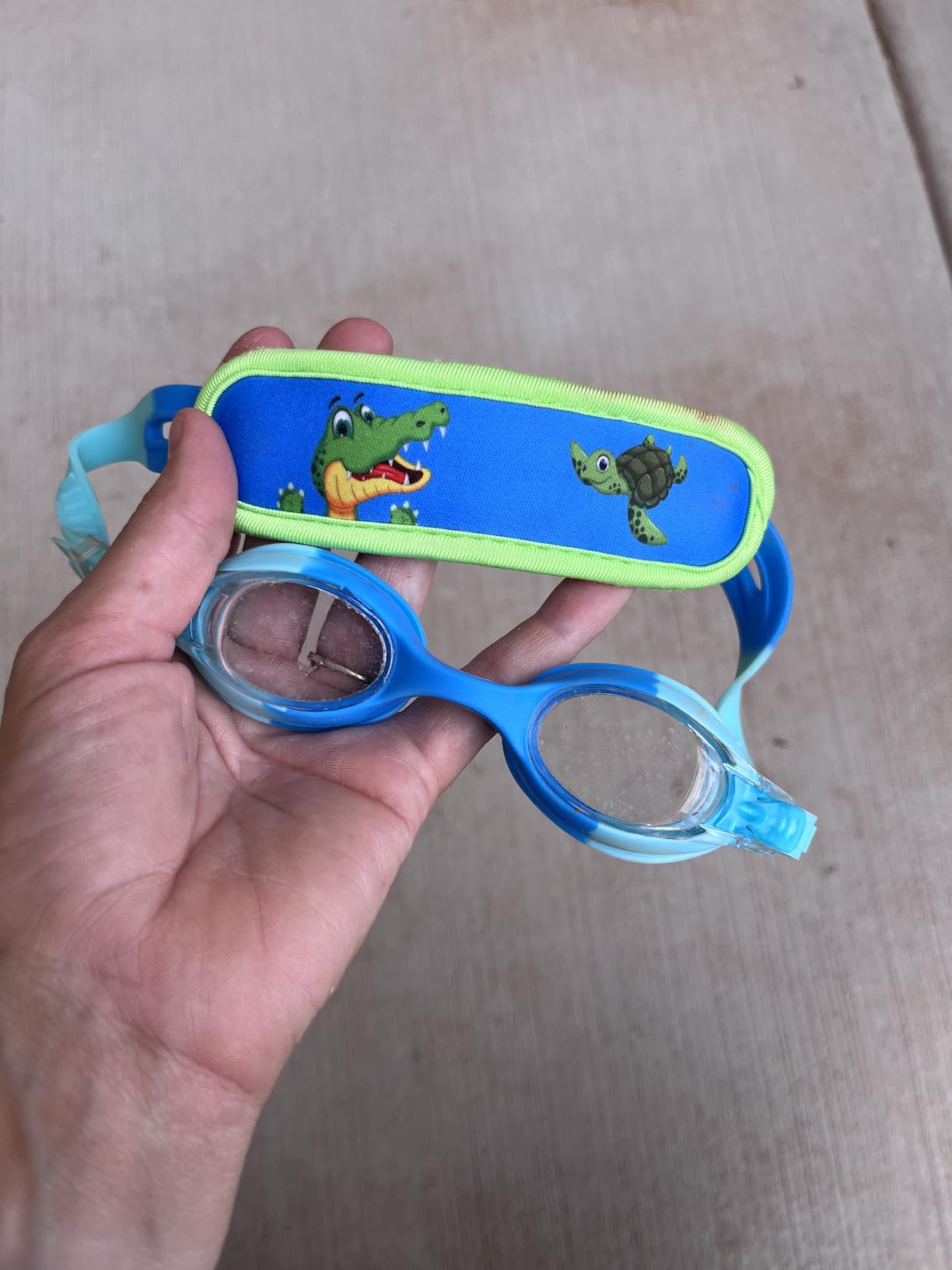 Kids Swim Goggles Age 2-6, Toddler Goggles No Hair Pull,Child Goggles Padded HeadBand Customer Review Kids Swim Goggles Age 2-6, Toddler Goggles No Hair Pull,Child Goggles Padded HeadBand - Customer Photo 1
