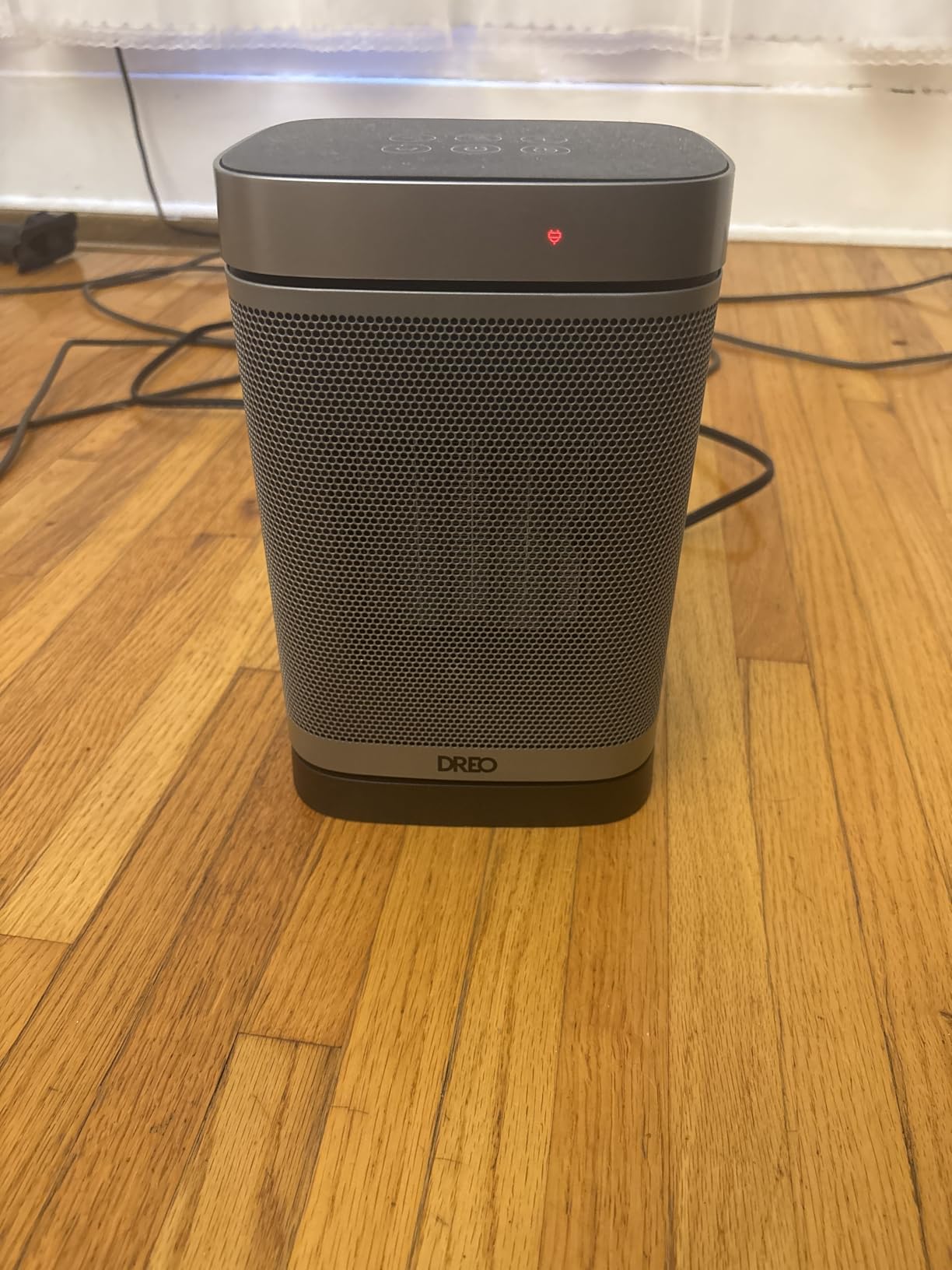 Dreo Space Heater, 1500W Portable Electric Heaters for Indoor Use, PTC Ceramic Heater for Office with Remote, Thermostat, 70°Oscillation, 12H Timer, 5 Modes, Safe Quiet Room Heater for Bedroom - Customer Photo 1