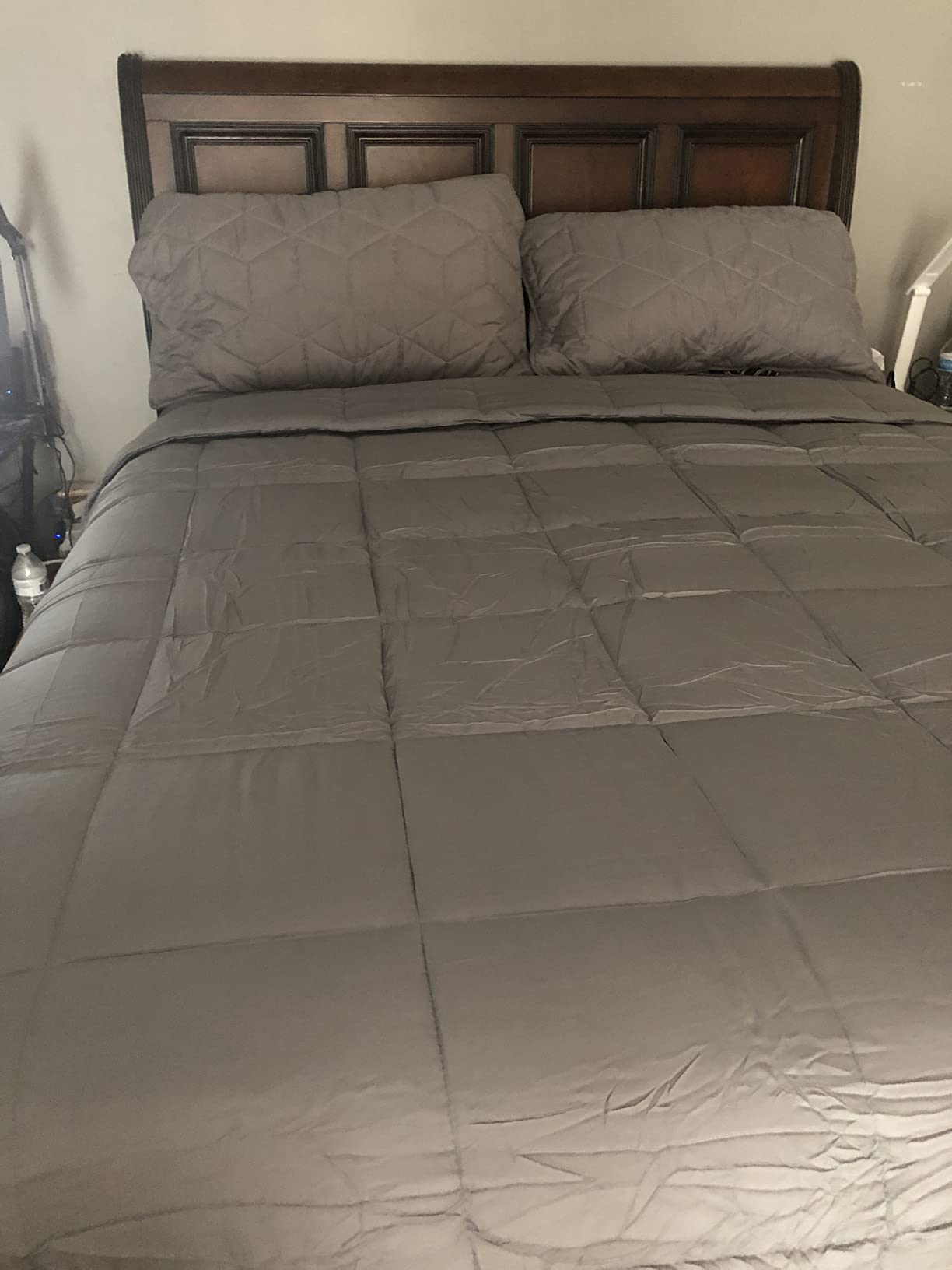 100% Viscose Made from Bamboo Comforter for Hot Sleepers- Breathable Cooling Silky Soft Duvet Insert Queen Size-with 8 Corner Tabs- All Season Comforter (88x88 Inches, White) - Customer Photo 1