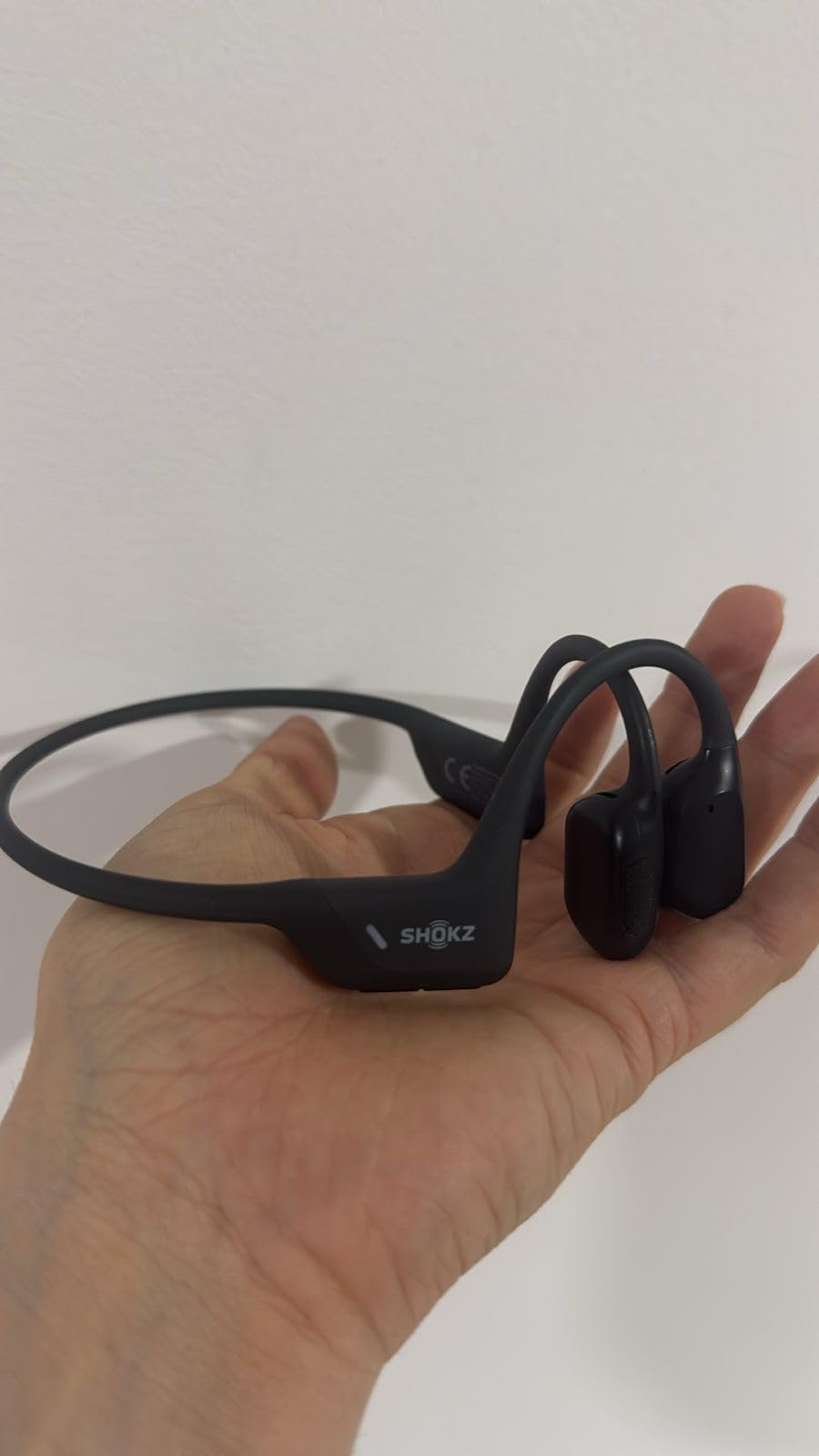 SHOKZ OpenRun Pro - Bone Conduction Headphones, Open-Ear Bluetooth Wireless Sport Headphones for Running and Workout, Sweat Resistant, Long Battery Life, Premium Deep Bass, Mic, with Hair Band, Black customer photo 1