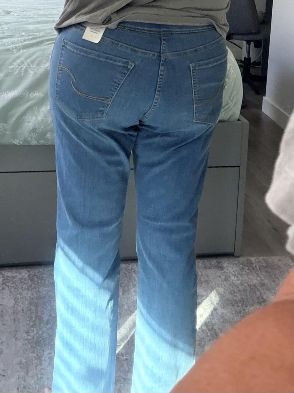 Levi Strauss Signature Gold Women's Totally Shaping Pull-on Bootcut Jeans High-rise Stretch Denim customer photo 1