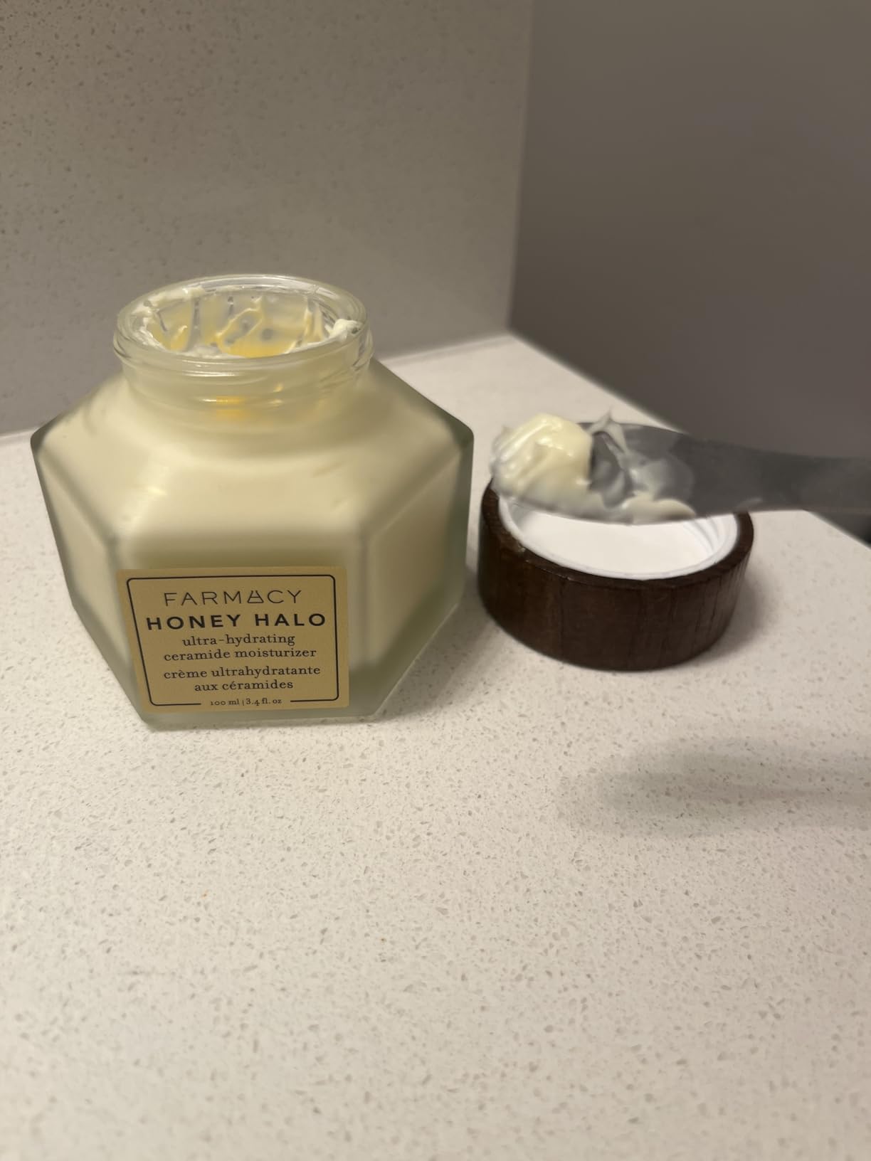 Farmacy Ceramide Face Moisturizer - Honey Halo Hydrating Facial Moisturizer for Dry Skin - Plumps, Soothes + Restores Skin with Potent Ceramides + Buckwheat Honey for a Dewy, Healthy Glow (100ml) - Customer Photo 2