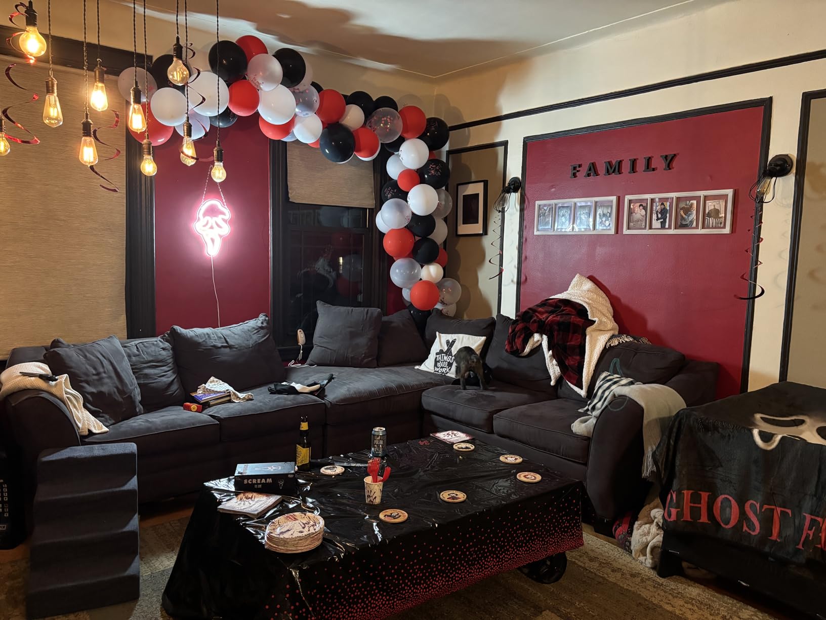 Balloon Arch Kit, 82ft Easy DIY Balloon Decorating Garland Strip and 500Pcs Glue Point Dots Tape for Balloon Arch, Decorations Making Customer Review Balloon Arch Kit, 82ft Easy DIY Balloon Decorating Garland Strip and 500Pcs Glue Point Dots Tape for Balloon Arch, Decorations Making - Customer Photo 2
