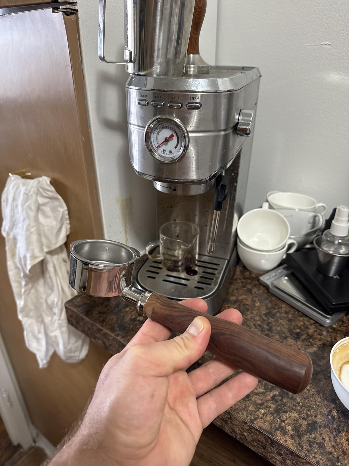 CASABREWS CM5418 Espresso Machine 20 Bar, Compact Espresso Maker with Steam Milk Frother, Stainless Steel Coffee Machine with 34oz Removable Water Tank for Cappuccino, Latte, Silver - Customer Photo 2