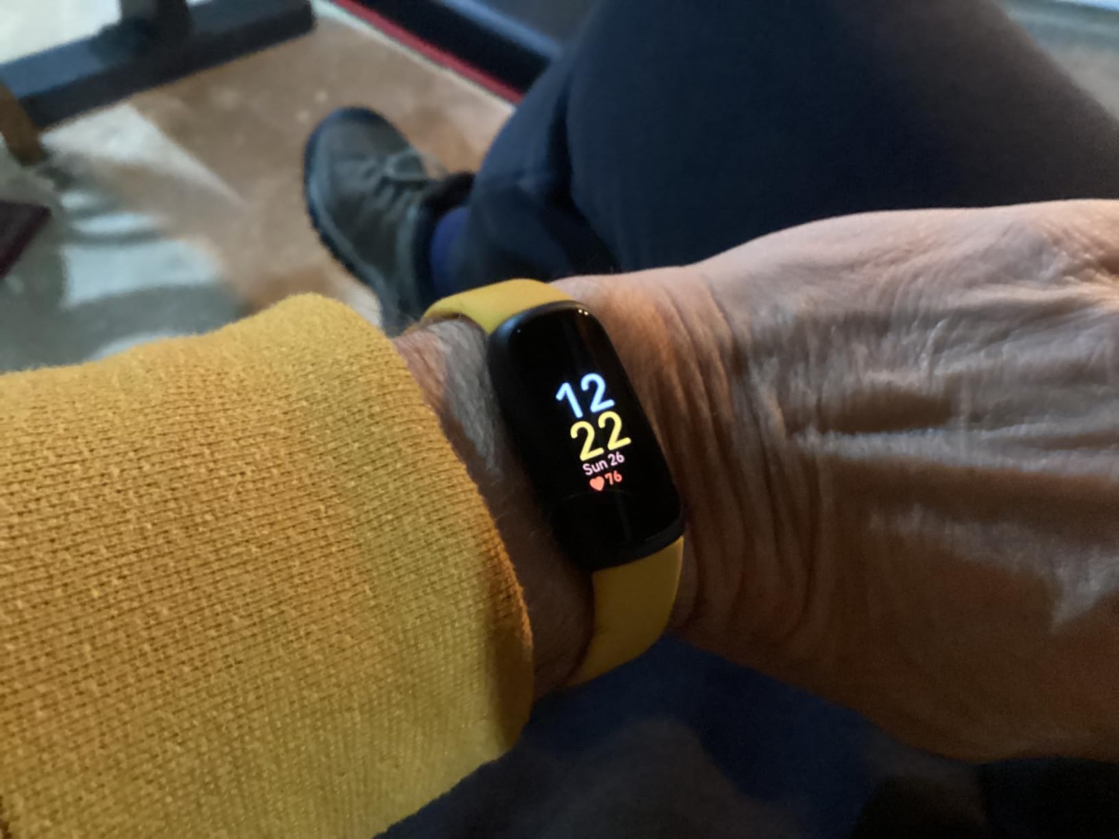 Fitbit Inspire 3 Health &-Fitness-Tracker with Stress Management, Workout Intensity, Sleep Tracking, 24/7 Heart Rate and more, Lilac Bliss/Black, One Size (S & L Bands Included) Customer Review Fitbit Inspire 3 Health &-Fitness-Tracker with Stress Management, Workout Intensity, Sleep Tracking, 24/7 Heart Rate and more, Lilac Bliss/Black, One Size (S & L Bands Included) - Customer Photo 2