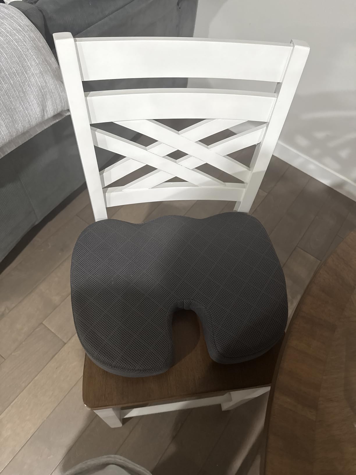 TushGuard Seat Cushion - Memory Foam Cushion for Office Chair, Car Seat, Airplane, Bleacher - Sciatica & Hip & Coccyx Pain Relief Desk Chair Cushion for Long Sitting Office Workers, Car Drivers Customer Review TushGuard Seat Cushion - Memory Foam Cushion for Office Chair, Car Seat, Airplane, Bleacher - Sciatica & Hip & Coccyx Pain Relief Desk Chair Cushion for Long Sitting Office Workers, Car Drivers - Customer Photo 2